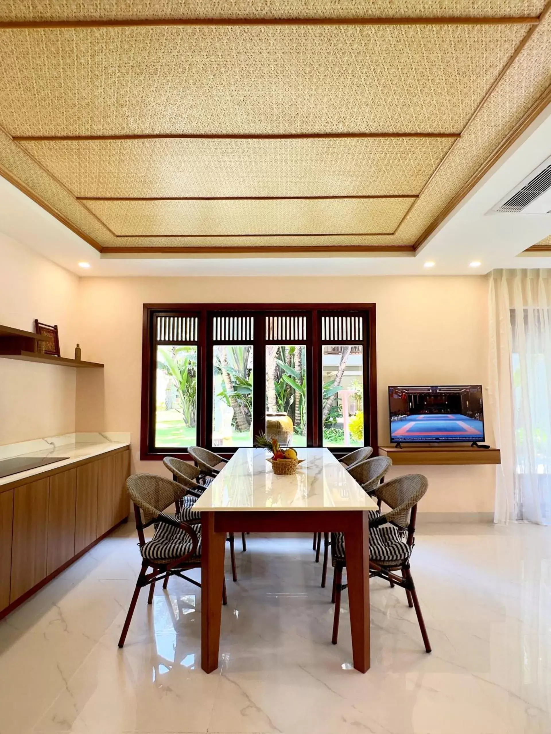 Dining area in Palm Garden Beach Resort & Spa