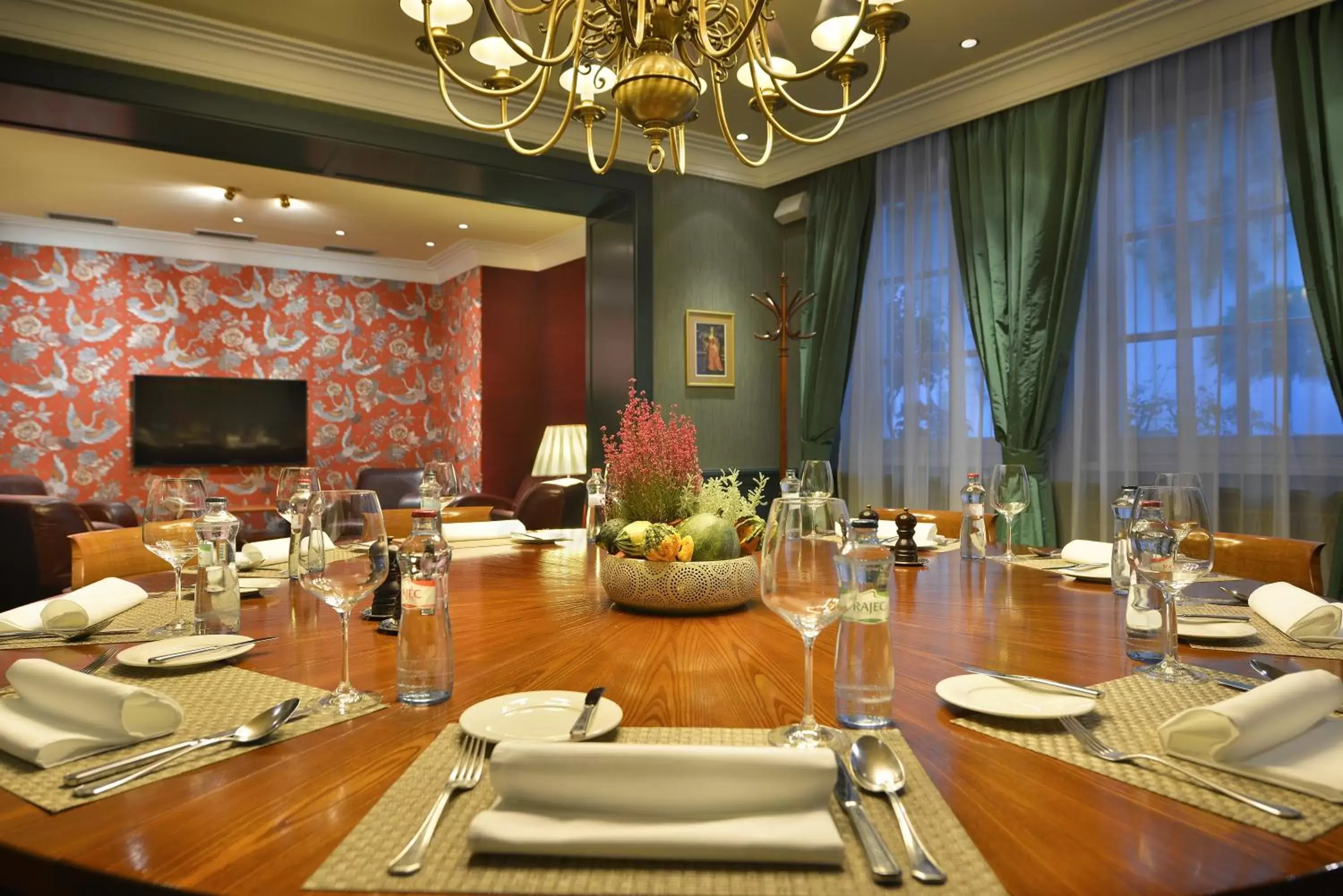 Business facilities, Restaurant/Places to Eat in Marrol's Boutique Hotel