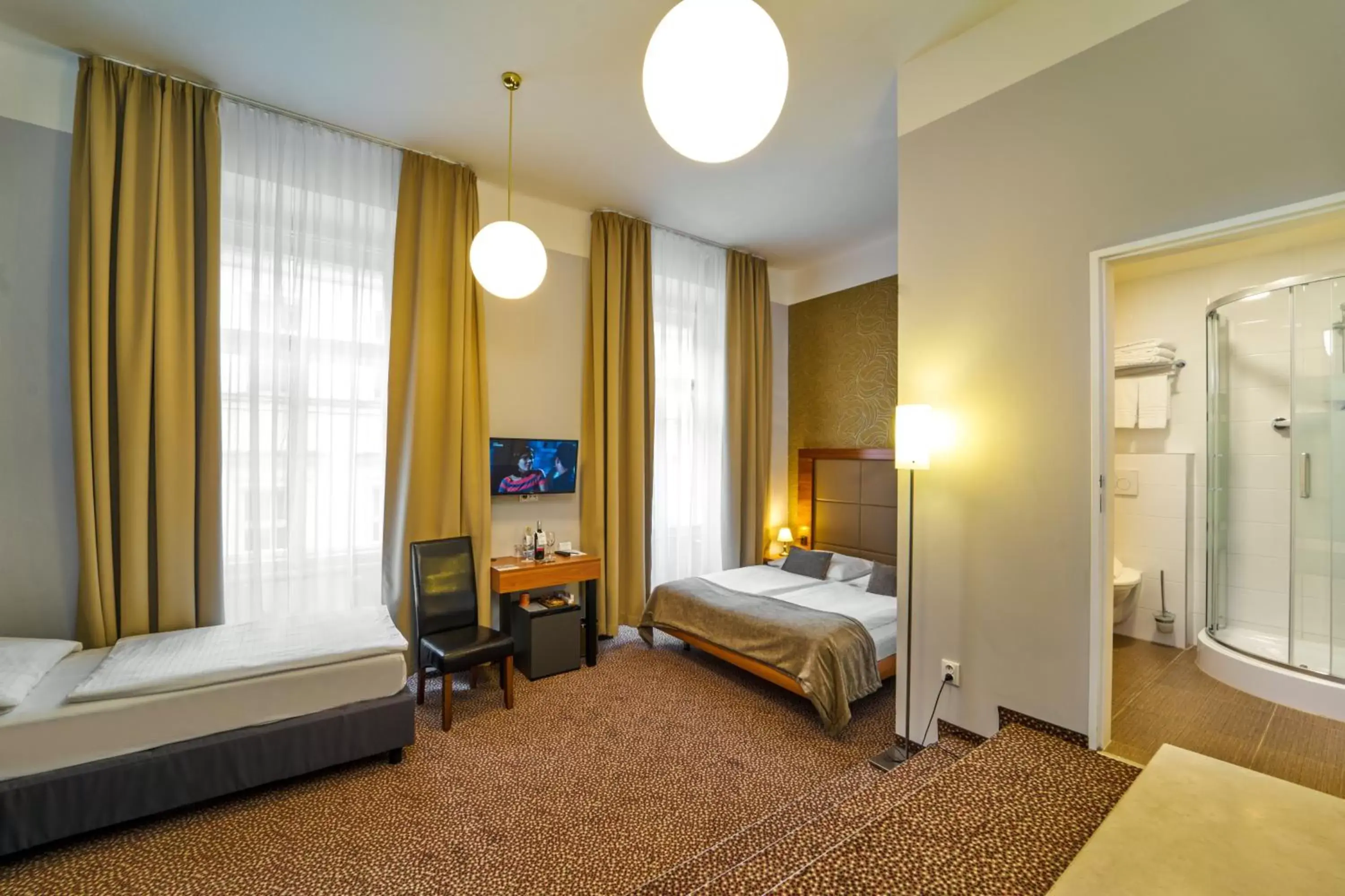 Triple Room in Metropolitan Old Town Hotel - Czech Leading Hotels