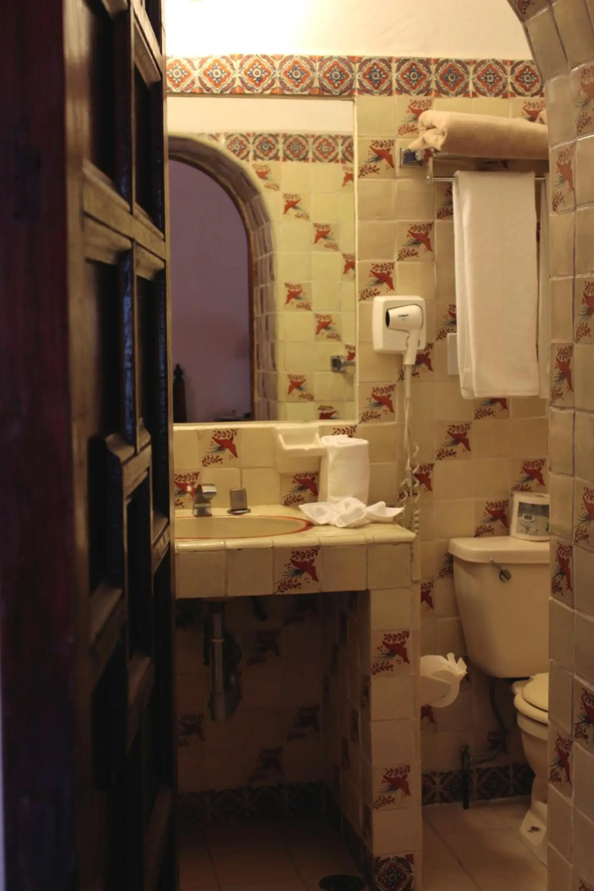 Shower, Bathroom in Posada del Tepozteco