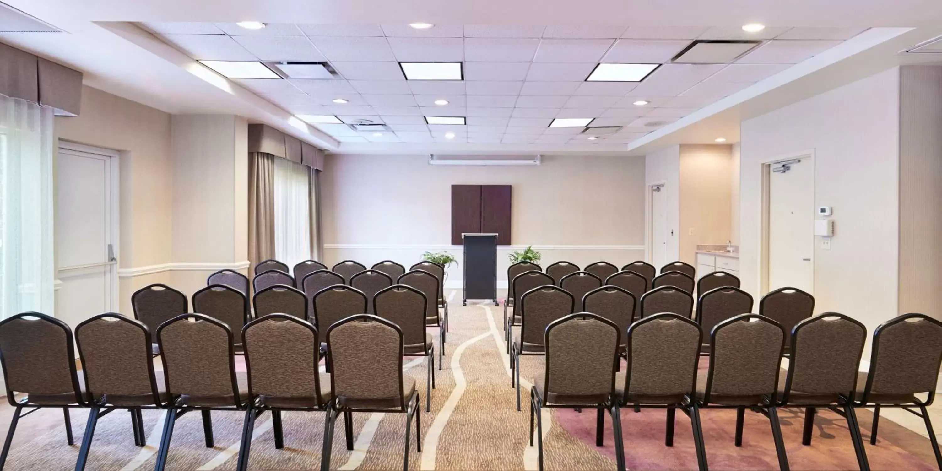 Meeting/conference room in Hilton Garden Inn Charlotte North