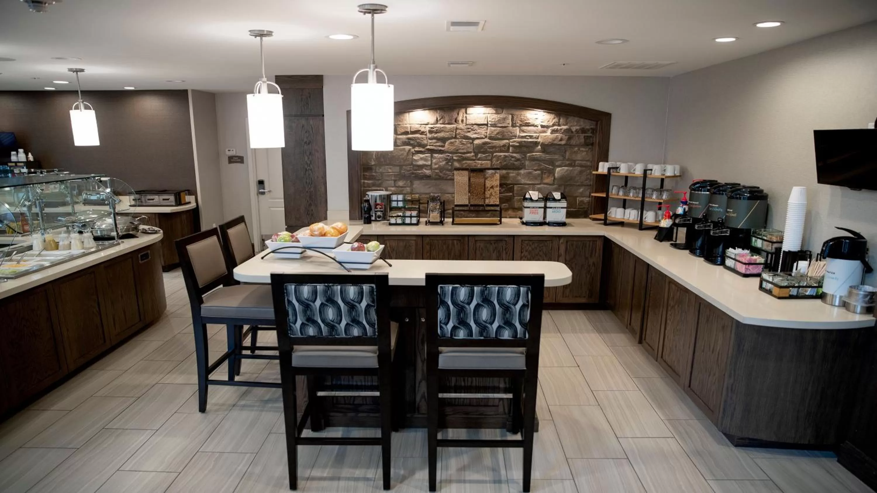 Breakfast in Staybridge Suites Auburn Hills by IHG