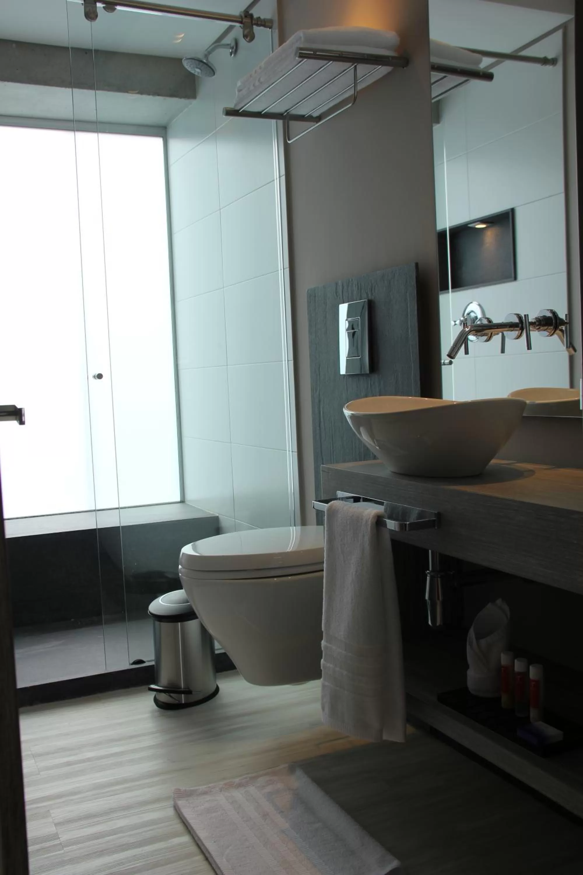 Bathroom in Hotel CityFlats