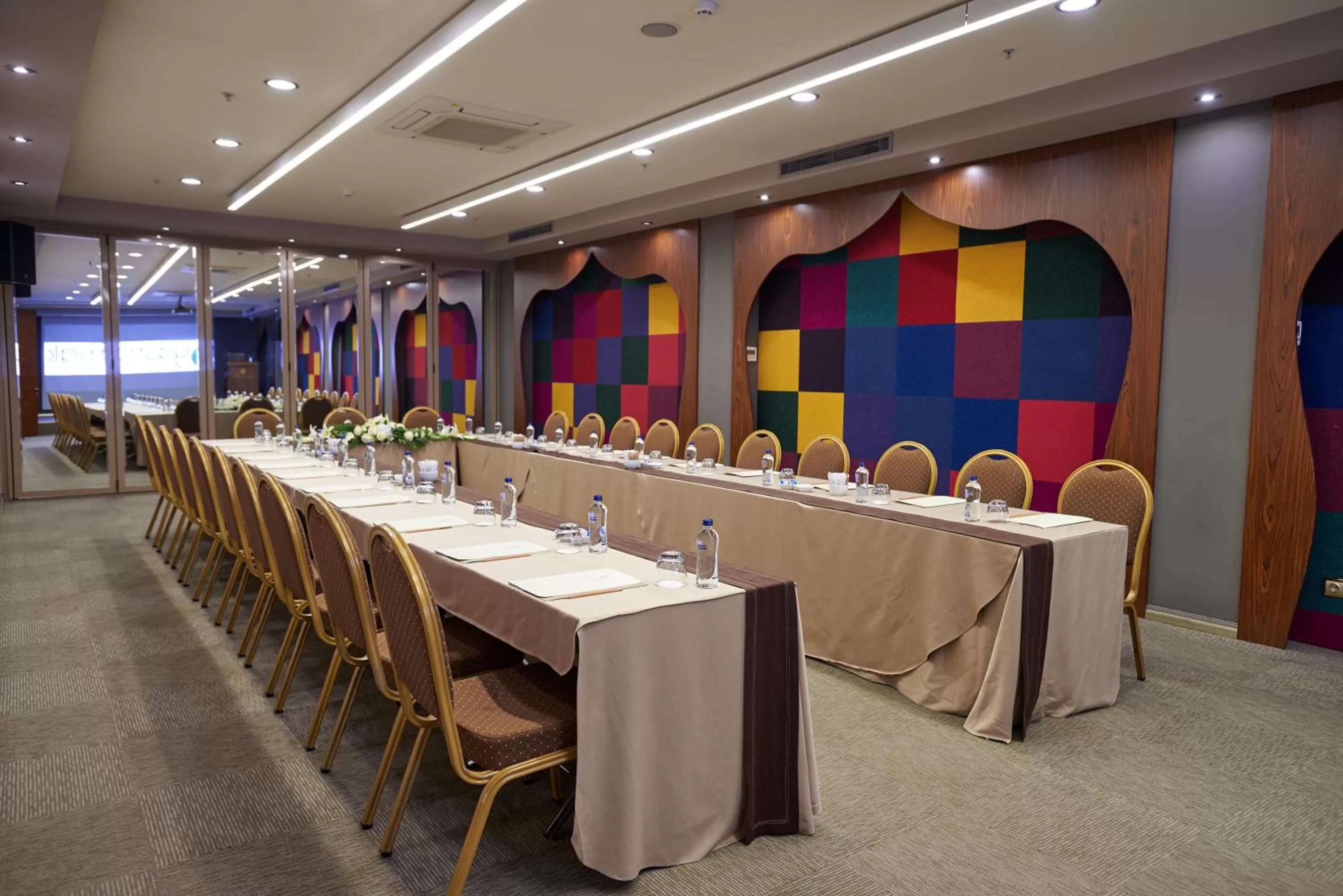 Meeting/conference room in Hotel Yasmak Sultan