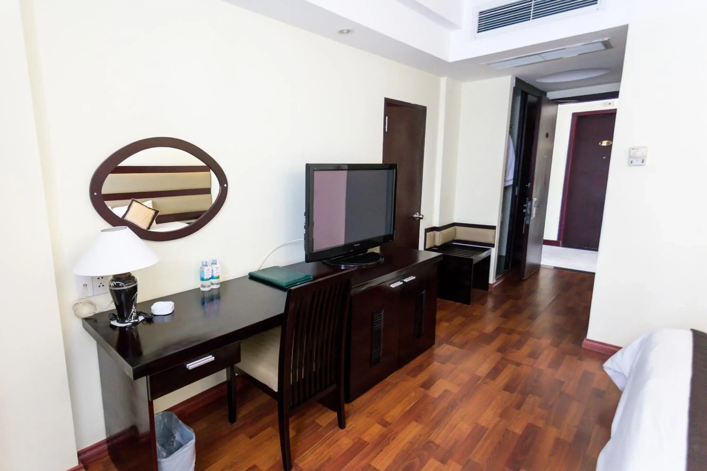 Living room, TV/Entertainment Center in Angella Hotel Nha Trang