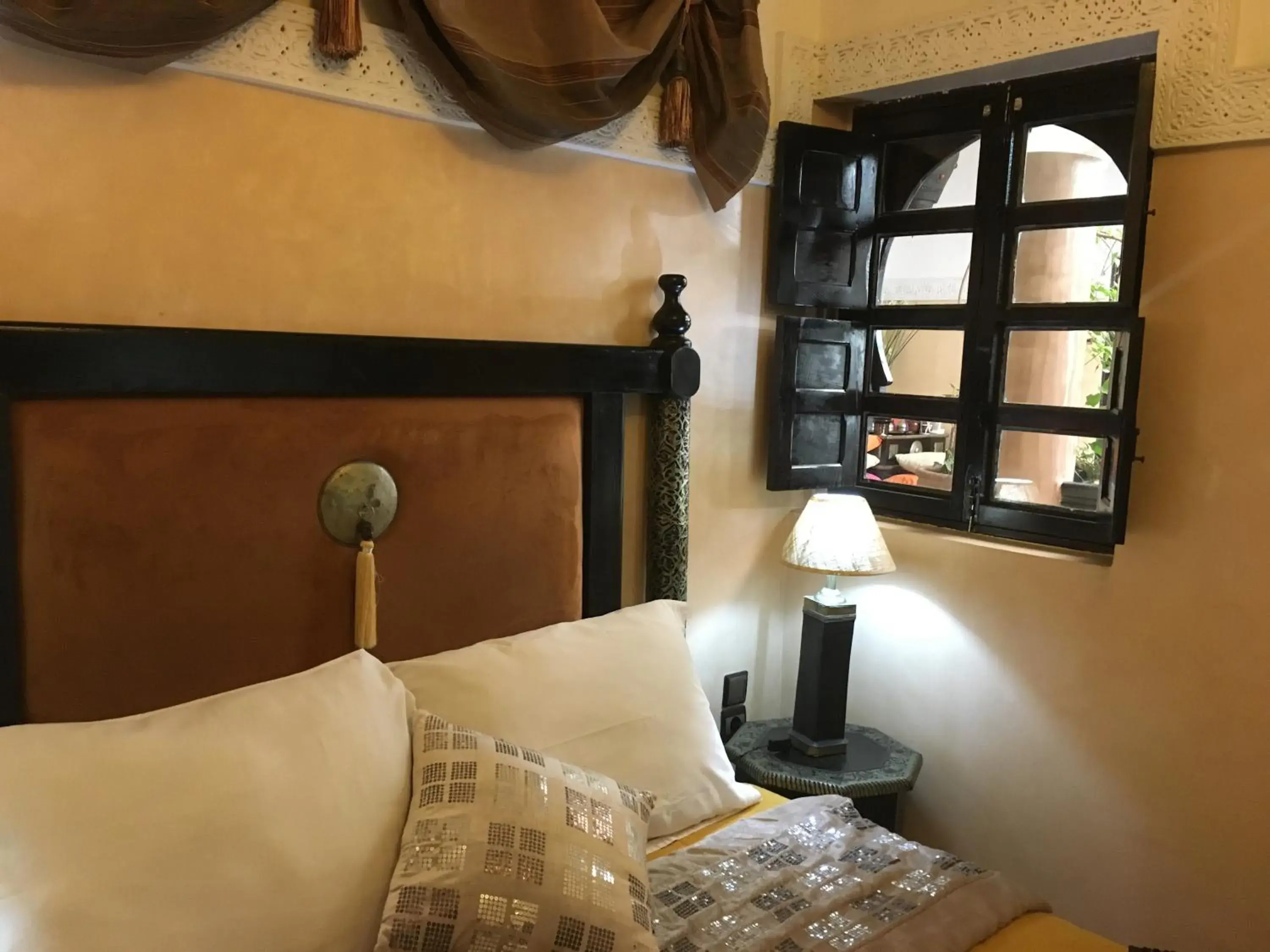 Bed in Riad Eloise