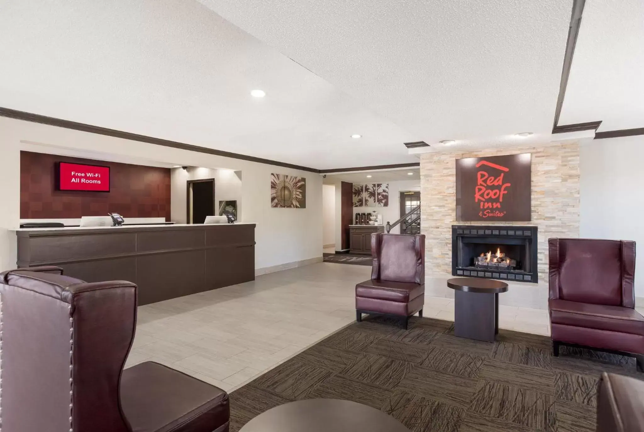 Lobby or reception, Lobby/Reception in Red Roof Inn & Suites Corbin