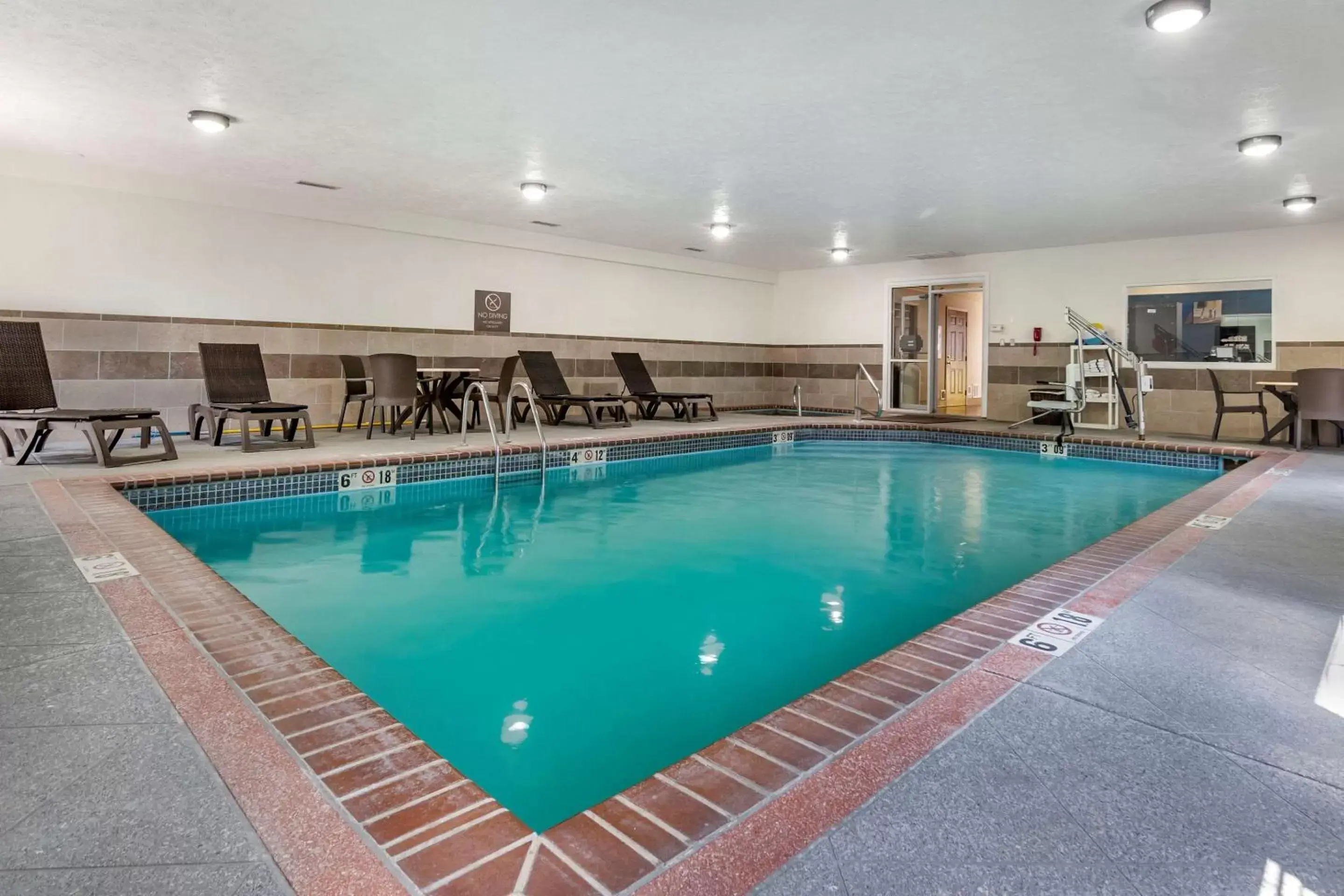 Activities, Swimming Pool in Comfort Inn & Suites Junction City - near Fort Riley