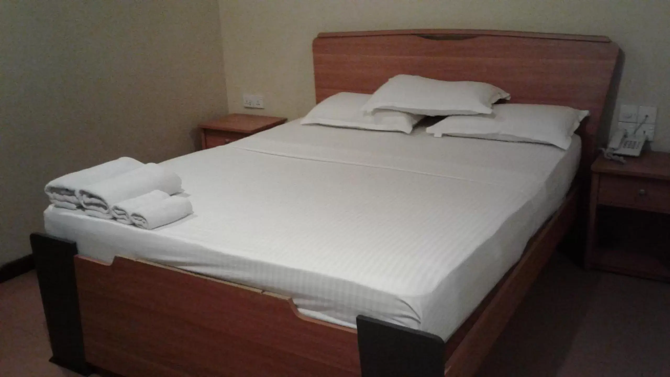 Bed in Gamodh Citadel Resort