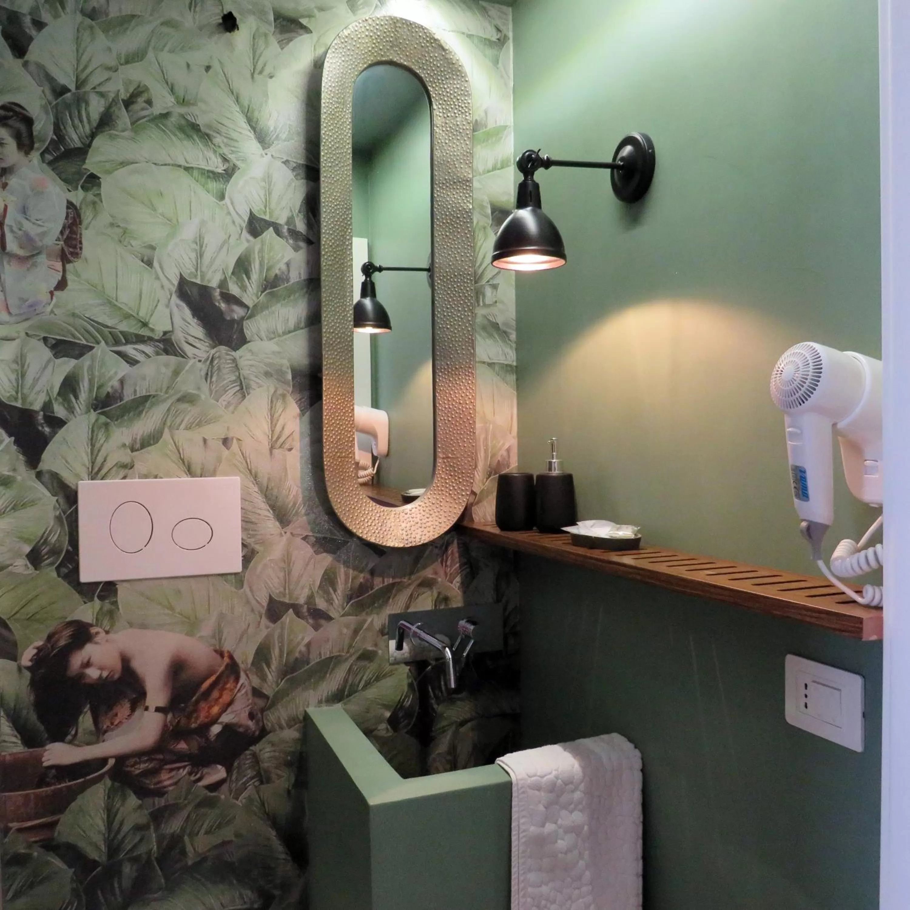 Bathroom in Domus D'Angelo B&B