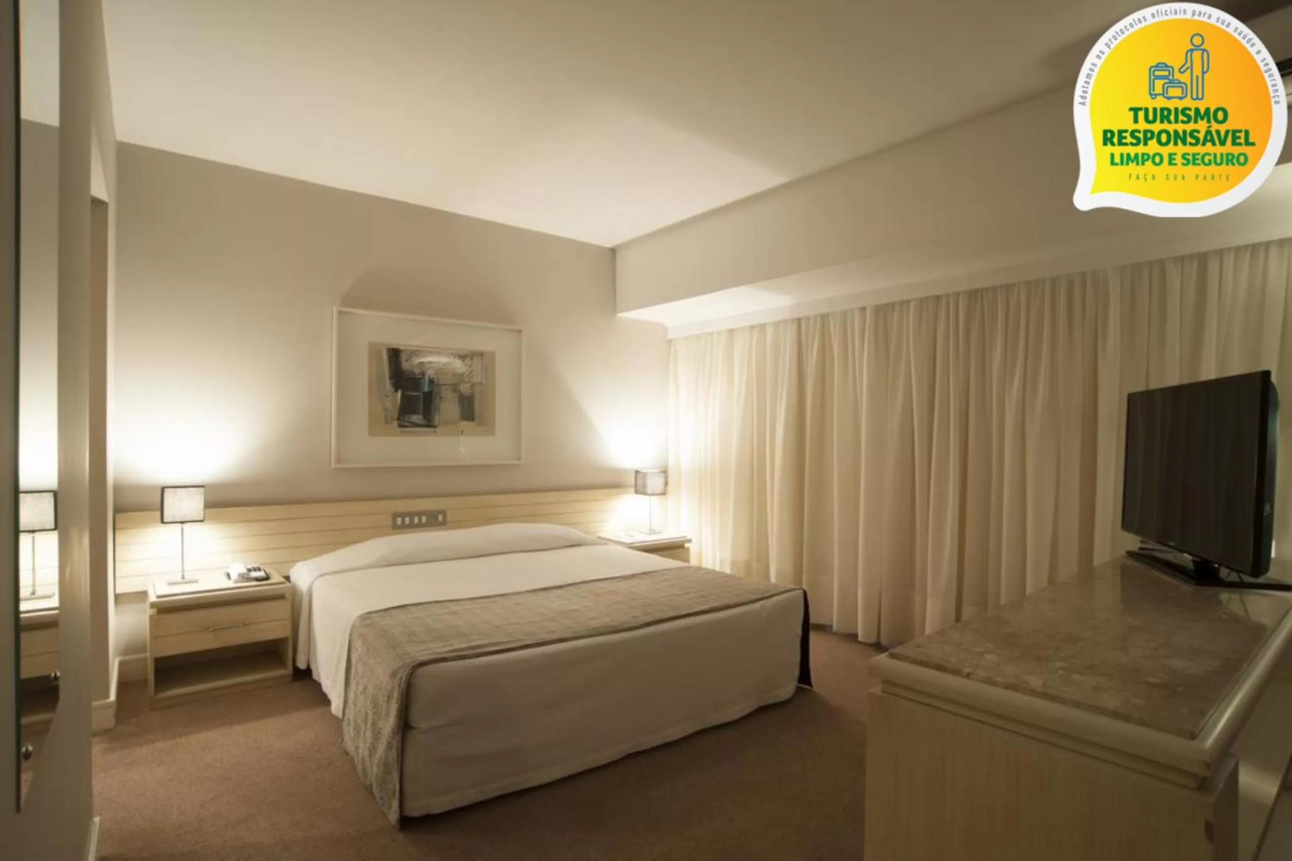 Bed in Hotel Victoria Villa Curitiba by Nacional Inn