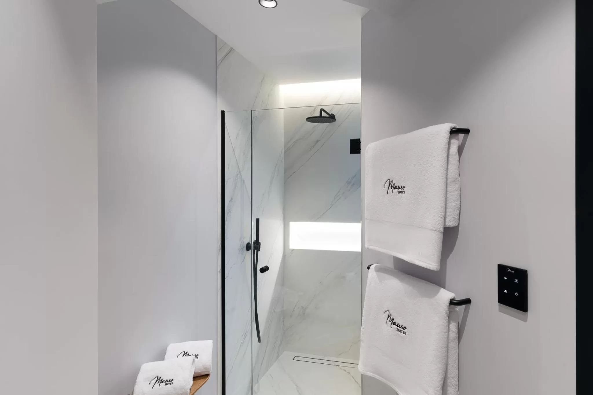 Two-Bedroom Apartment in Mauro Suites