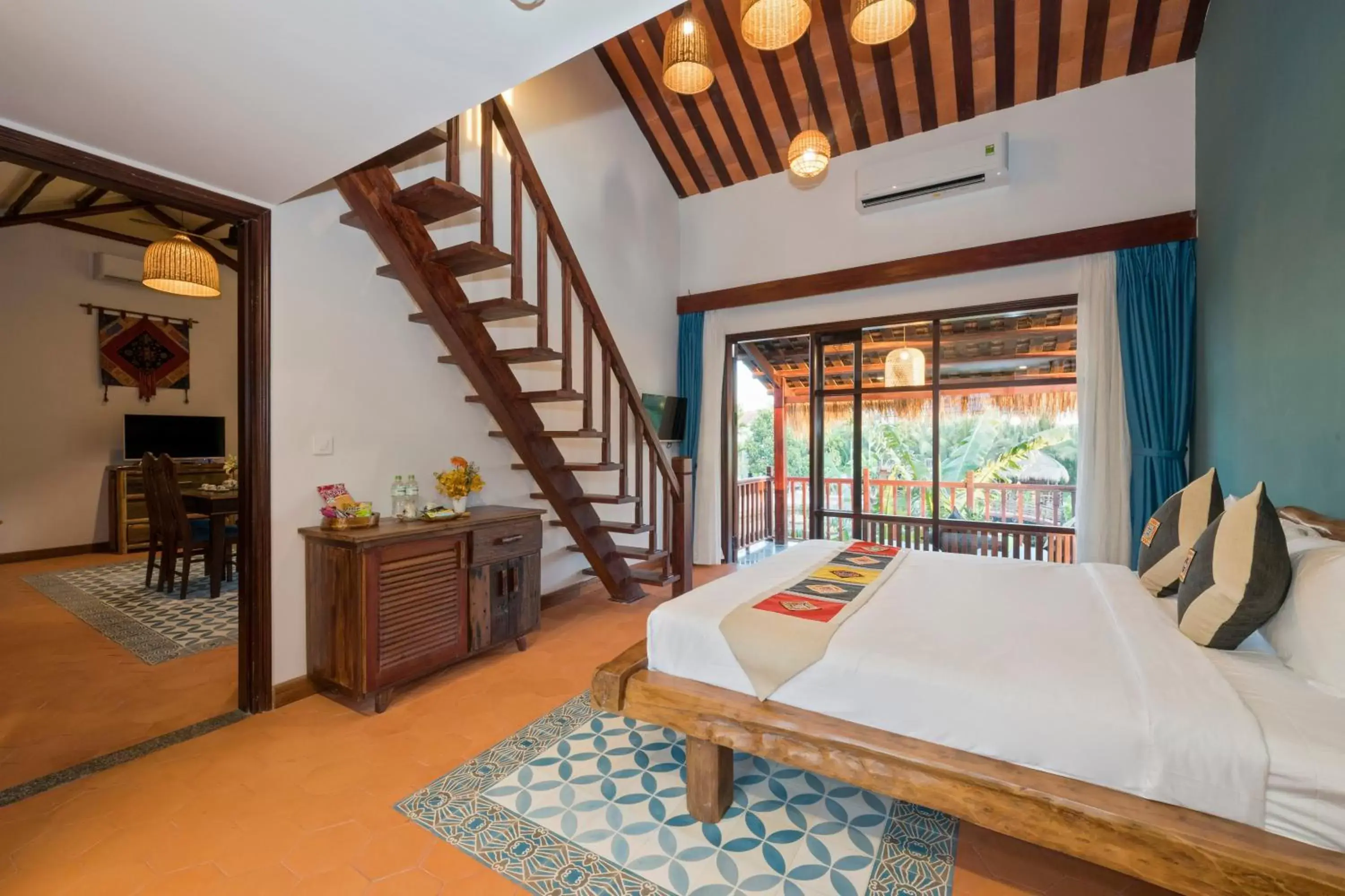 Bed in Zest Villas & Spa Hoi An