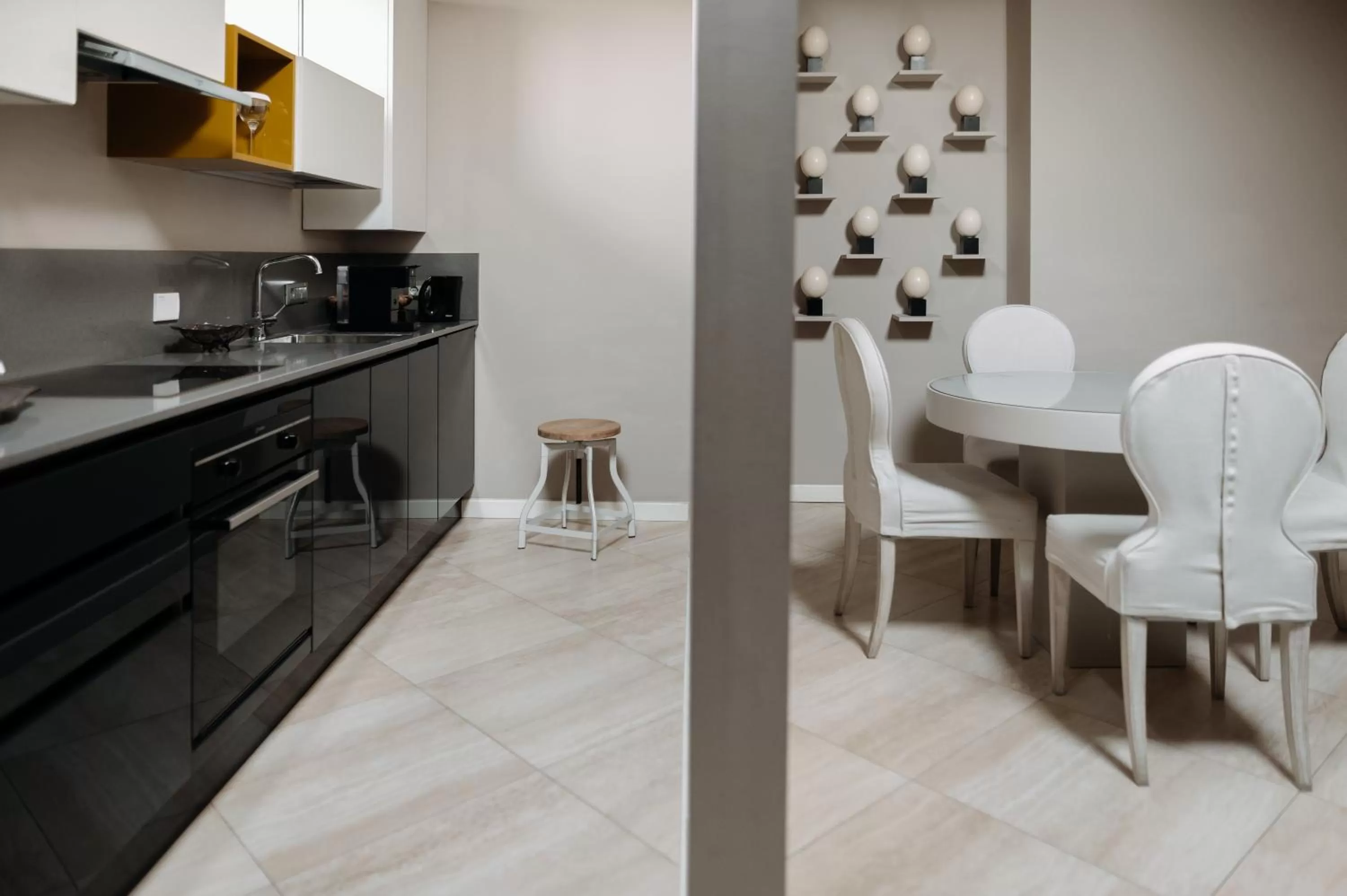 Kitchen or kitchenette in Seven Historical Suites