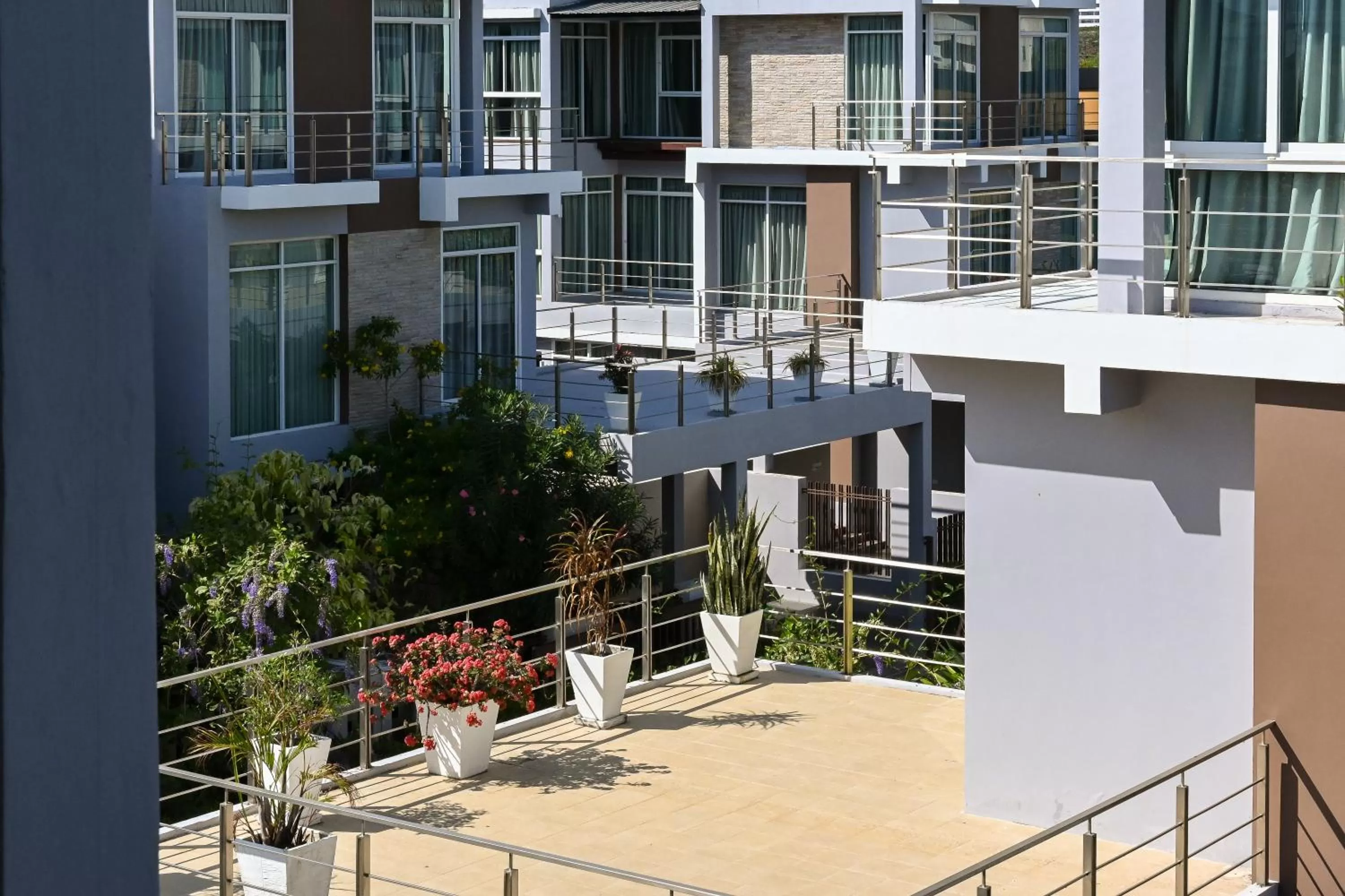 Property building in Golden Sea Hua Hin - SHA Extra Plus