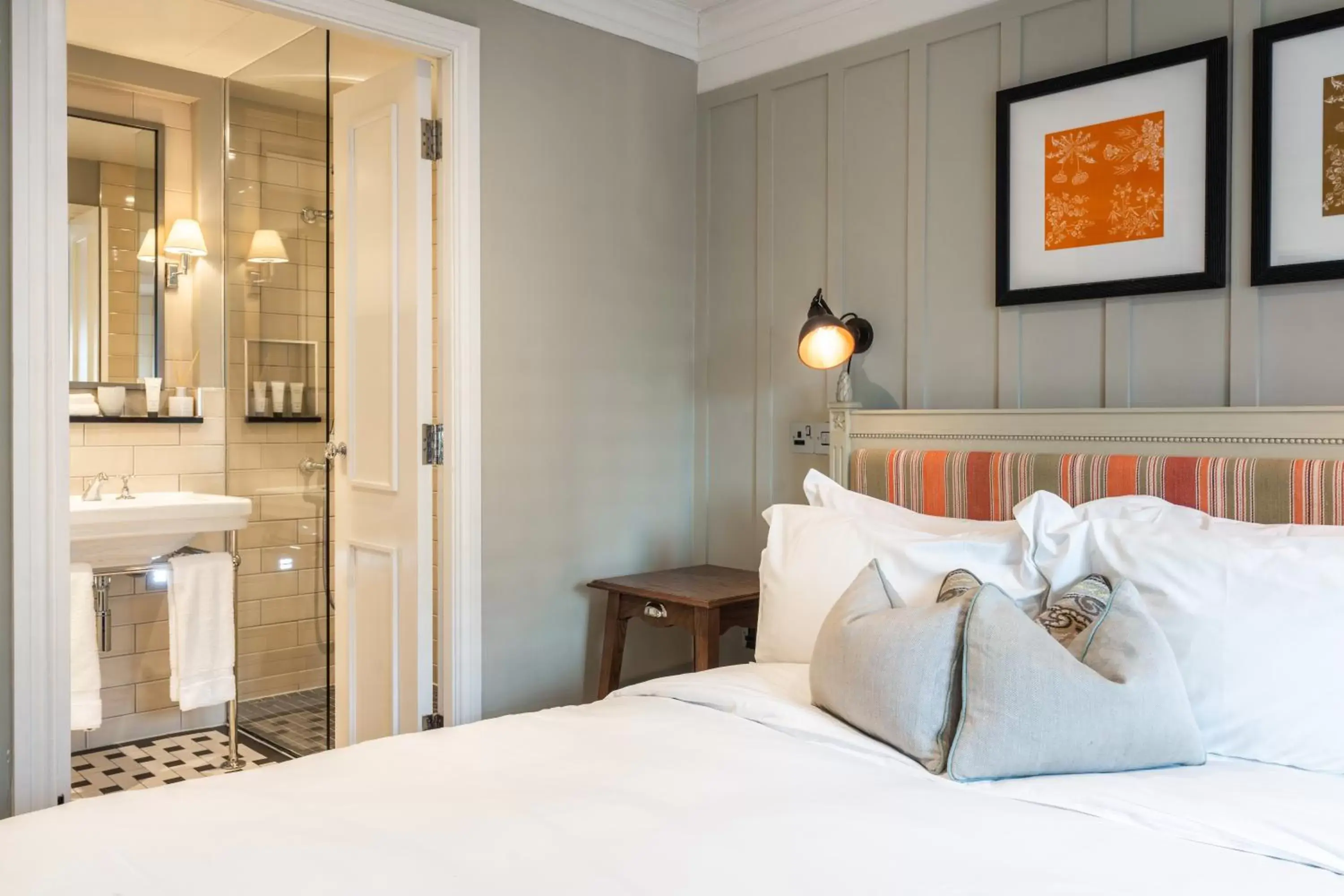 Bathroom, Bed in King Street Townhouse