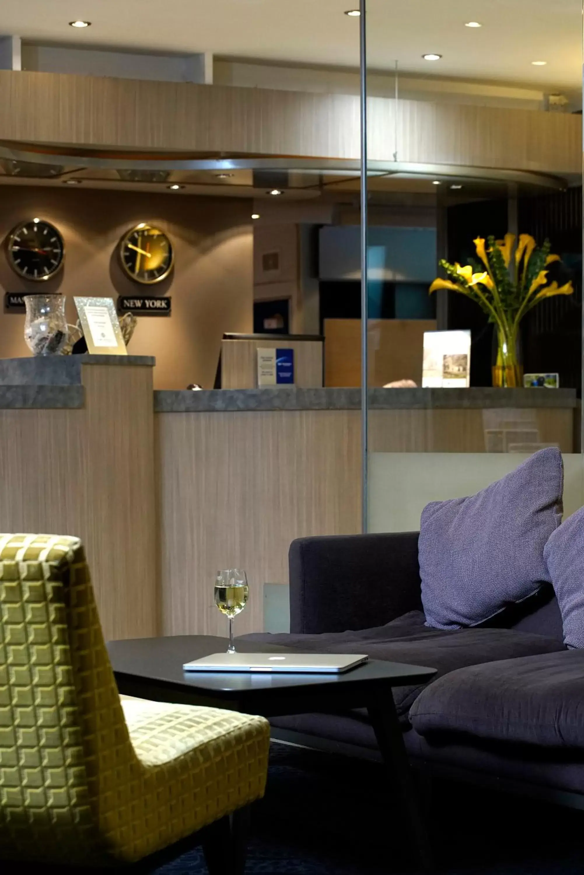 Lobby or reception in Best Western Manchester Altrincham Cresta Court Hotel