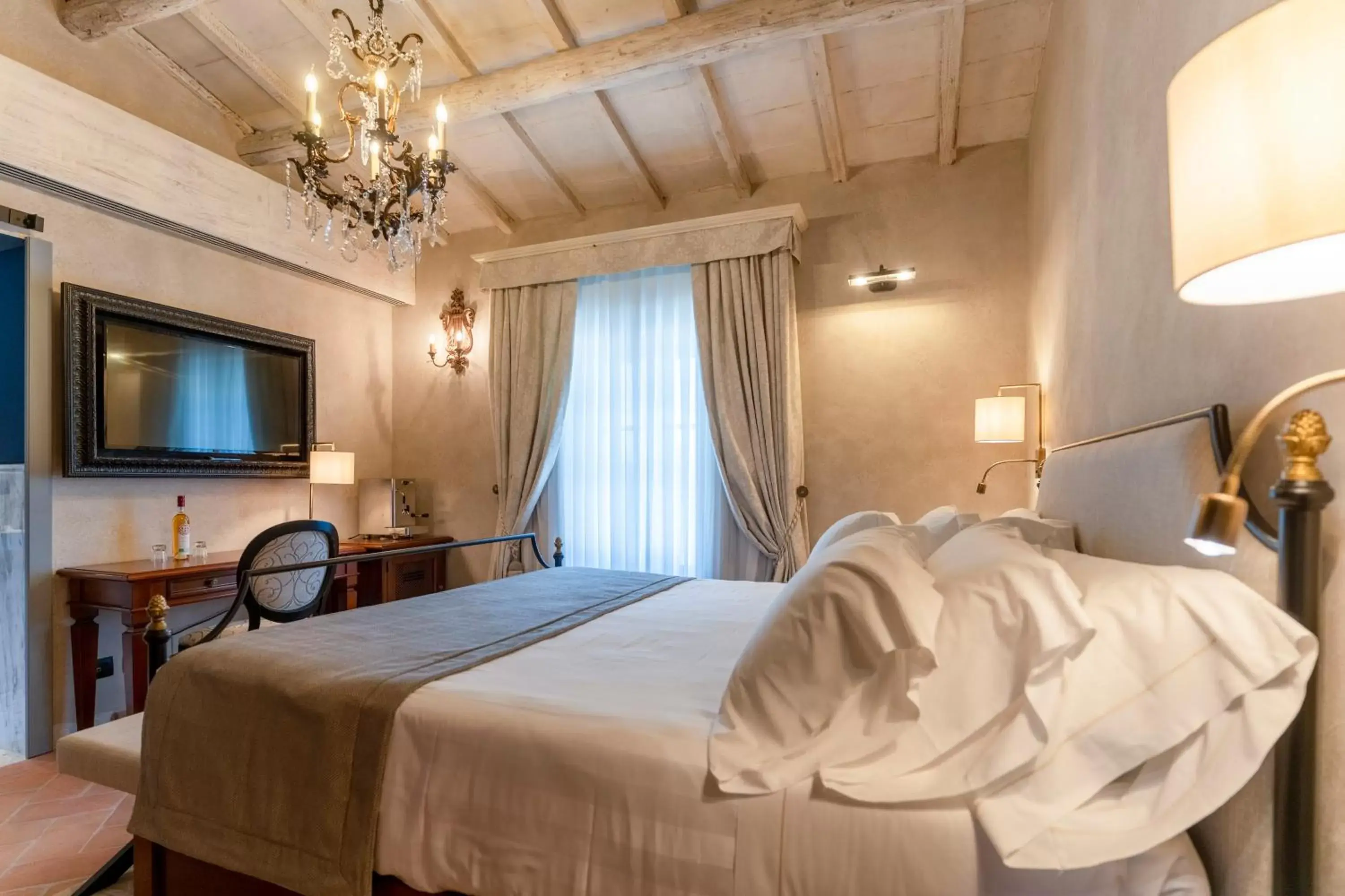 Bed in Villa Petriolo