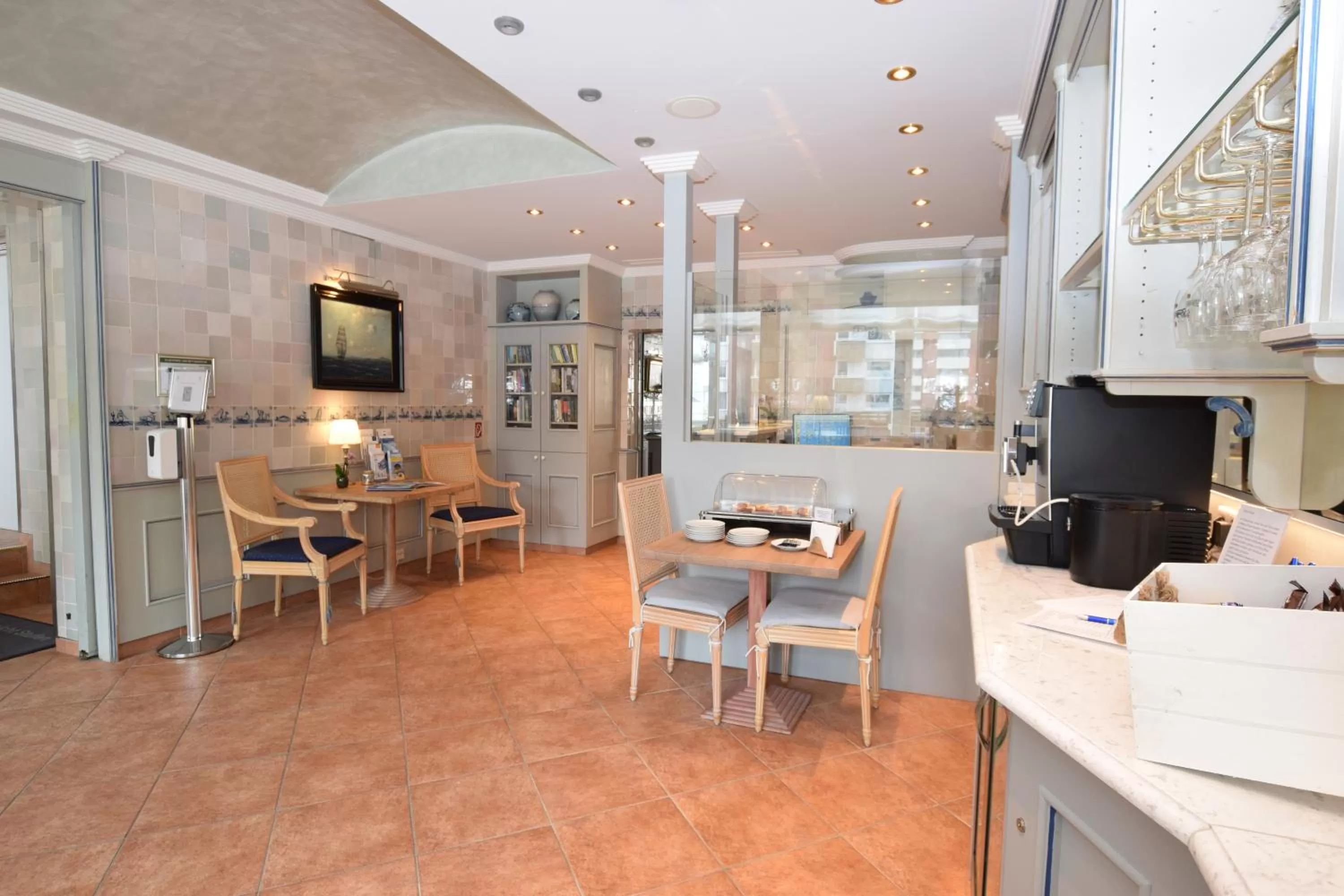 Lounge or bar in Hotel Wiking Sylt