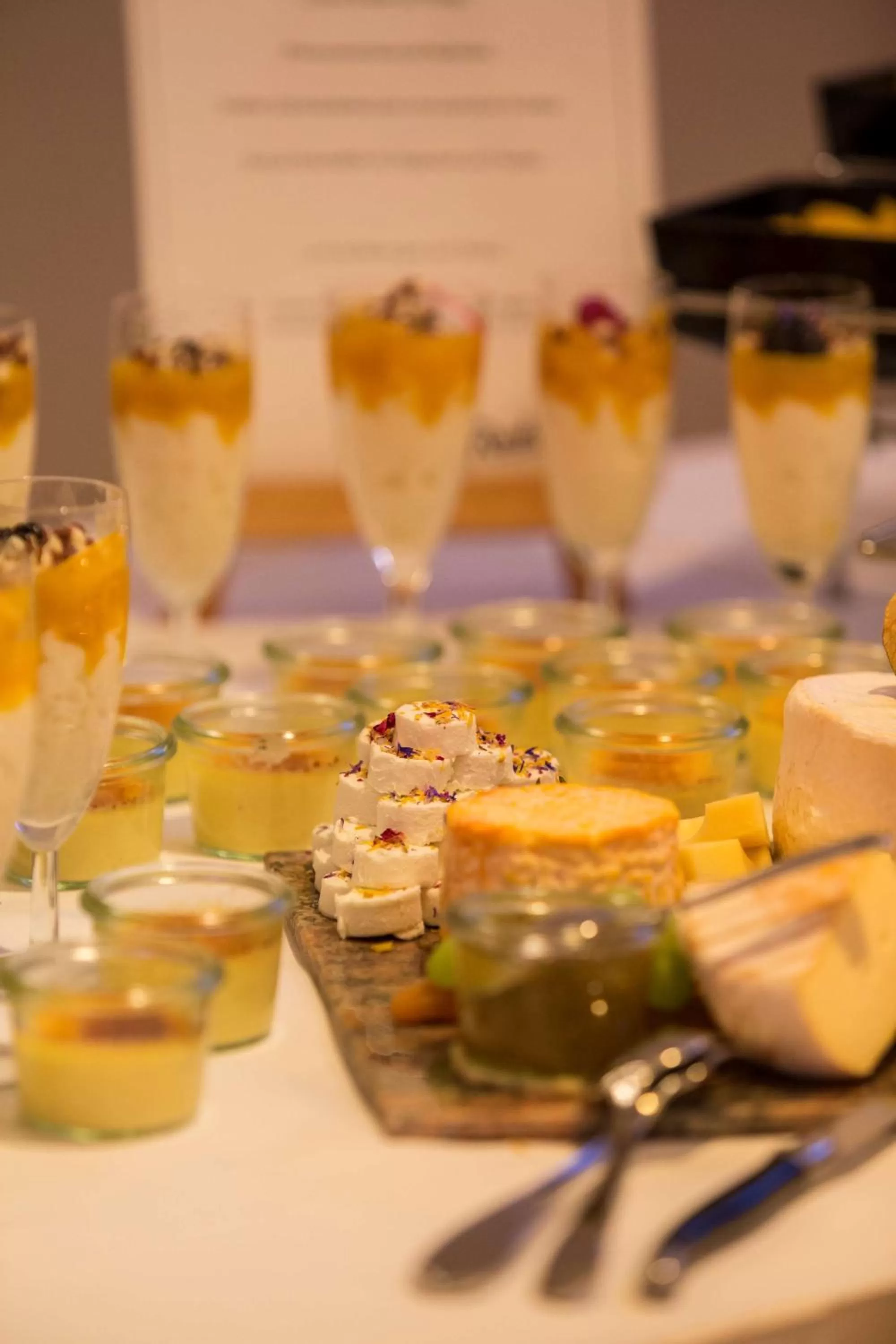 Restaurant/places to eat in Radisson Blu Hotel Cottbus