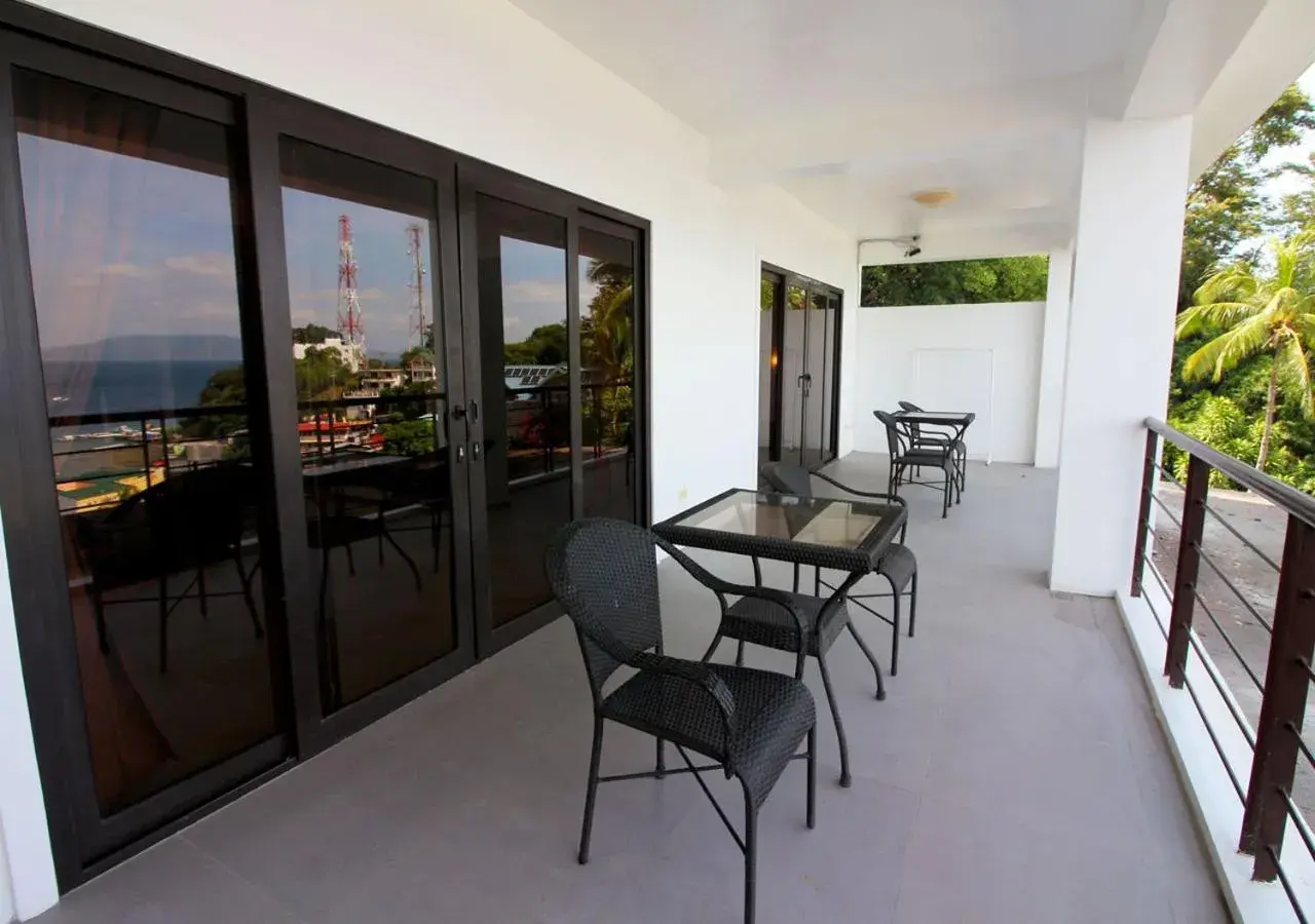 Balcony/Terrace in Manarra Sea View Resort