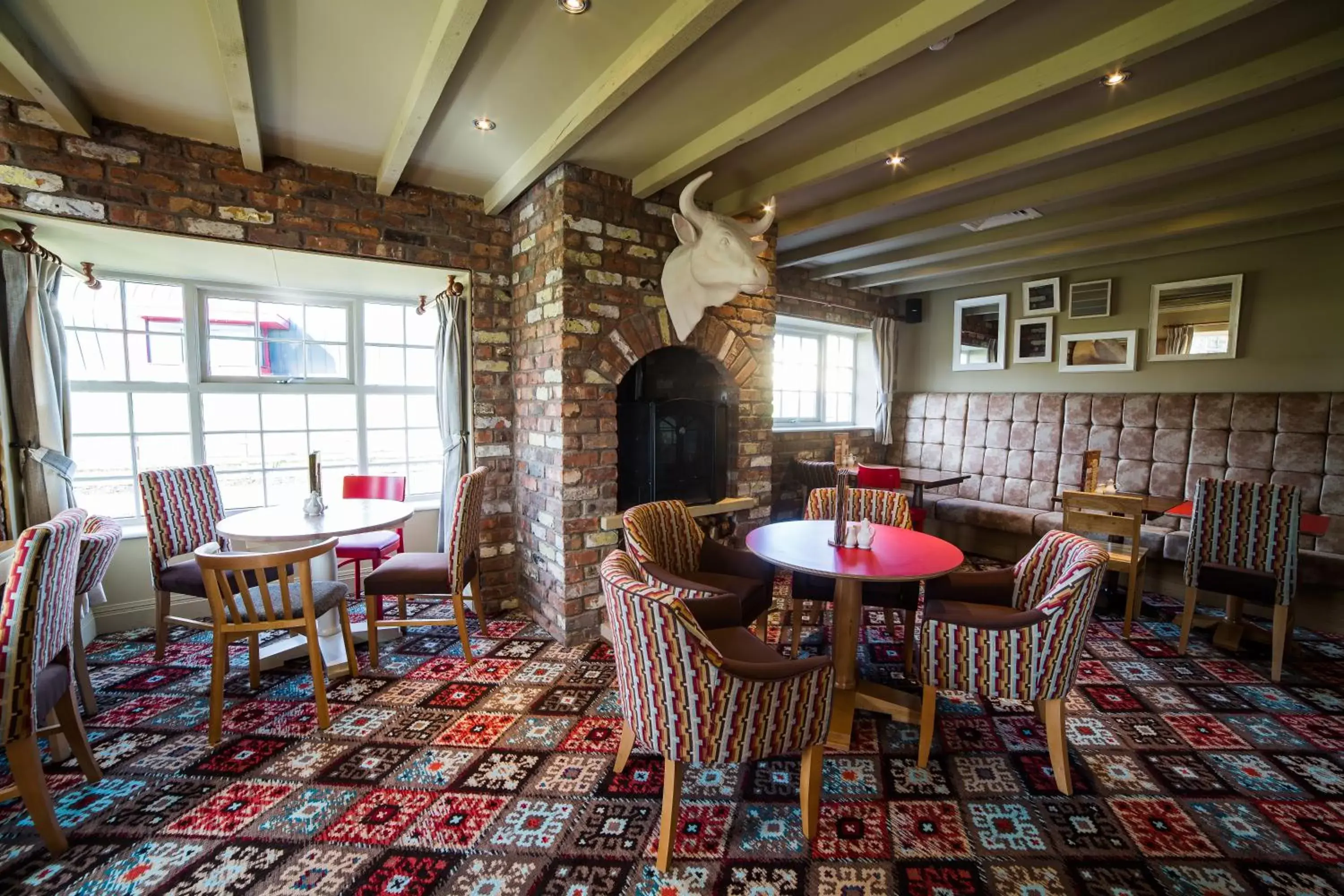 Restaurant/places to eat in Red Squirrel, Stevenston by Marston's Inns