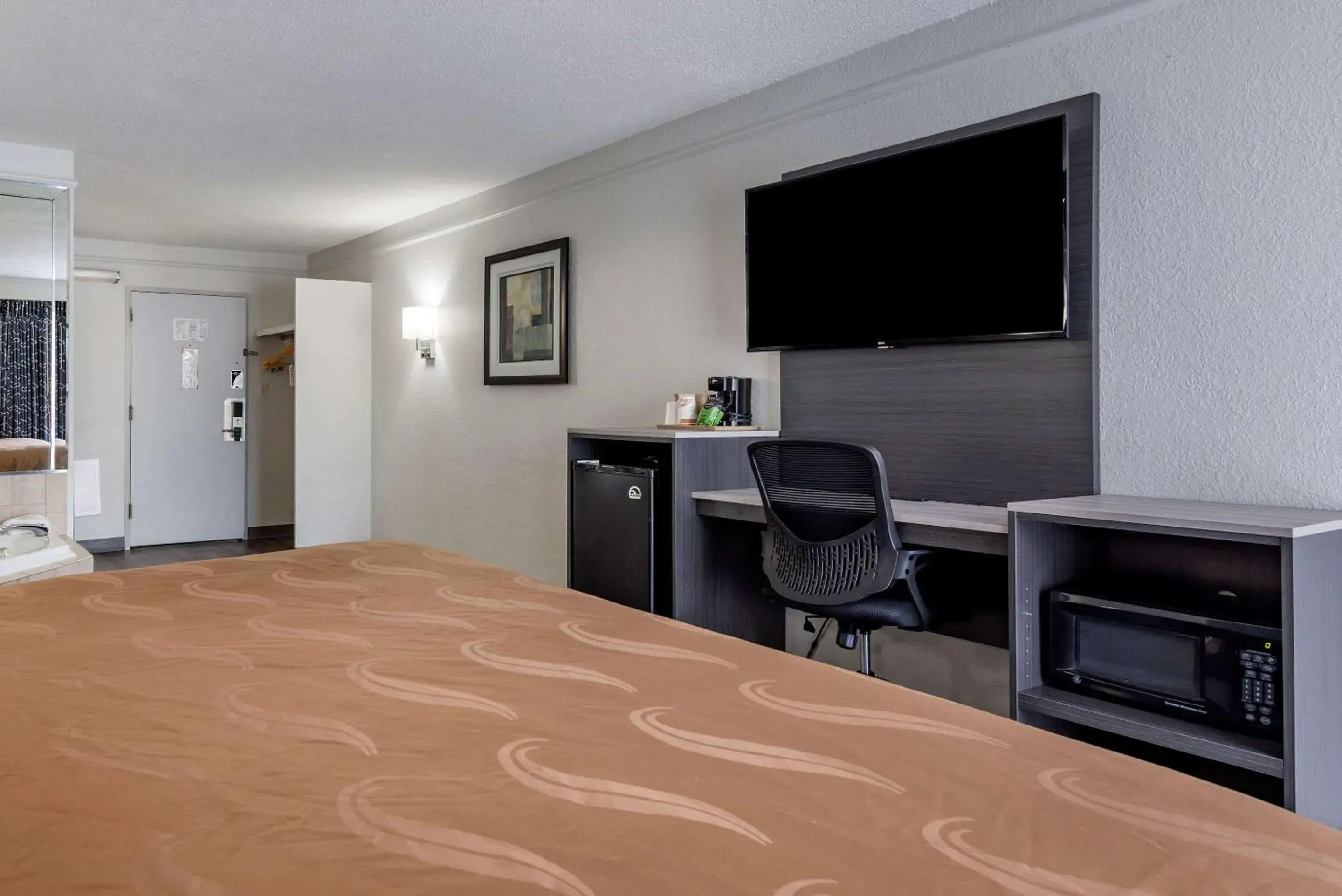 Bedroom in Quality Inn Rock Hill Northeast I-77 Bedroom in Quality Inn Rock Hill Northeast I-77