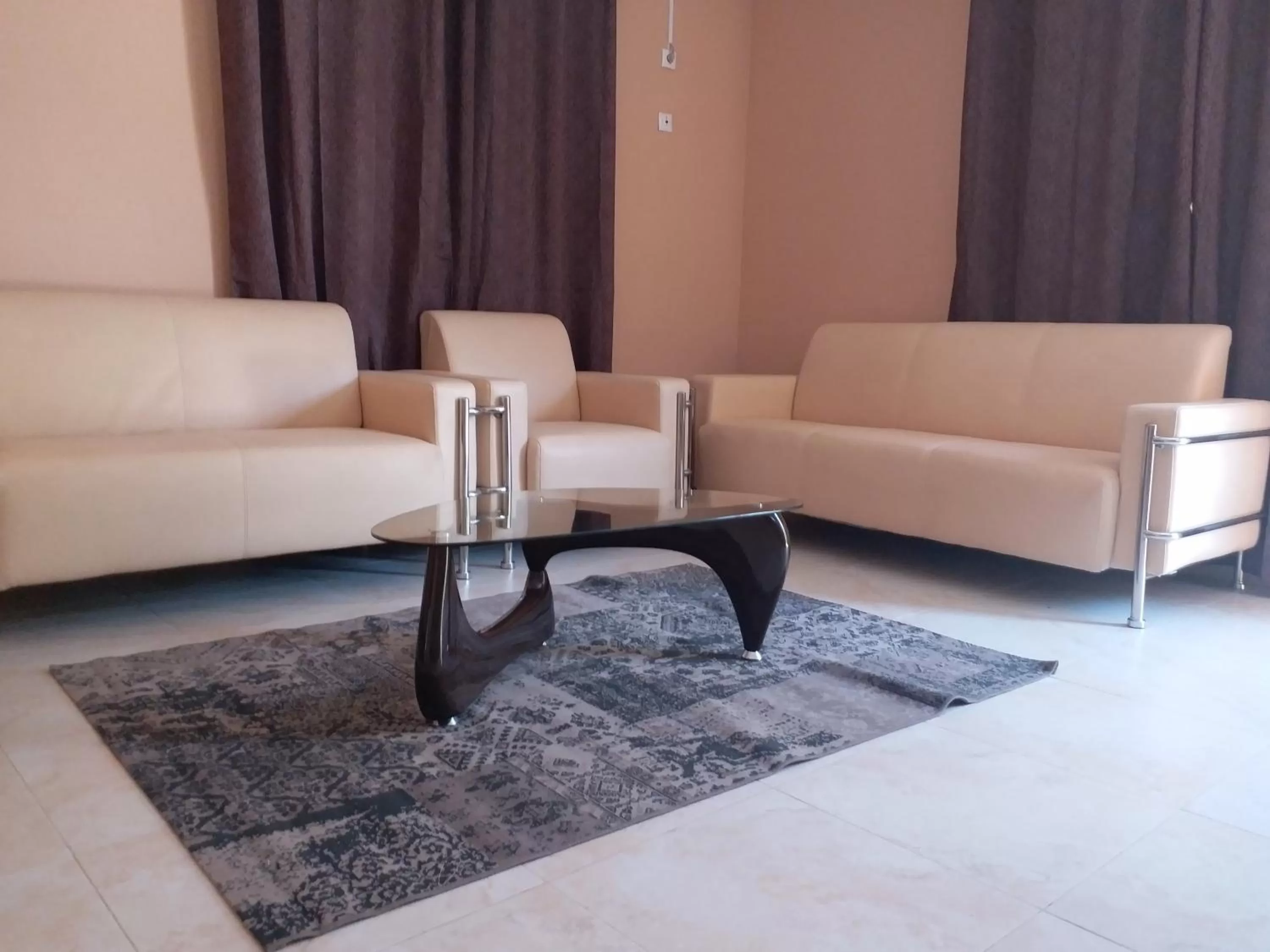 Seating Area in Hotel La Perle