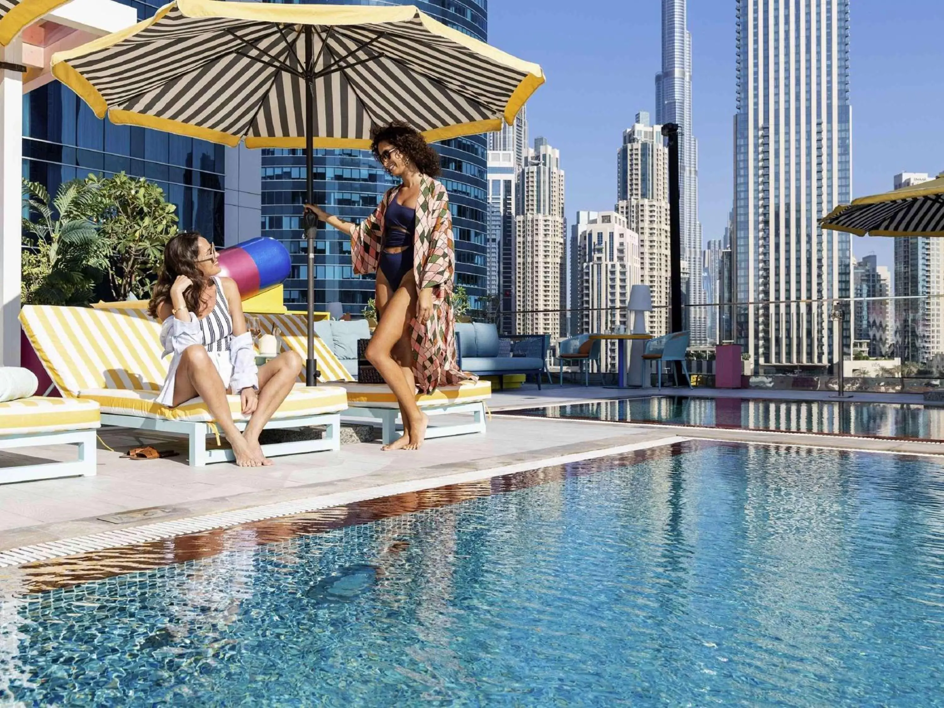 Pool view, Swimming Pool in Pullman Dubai Downtown