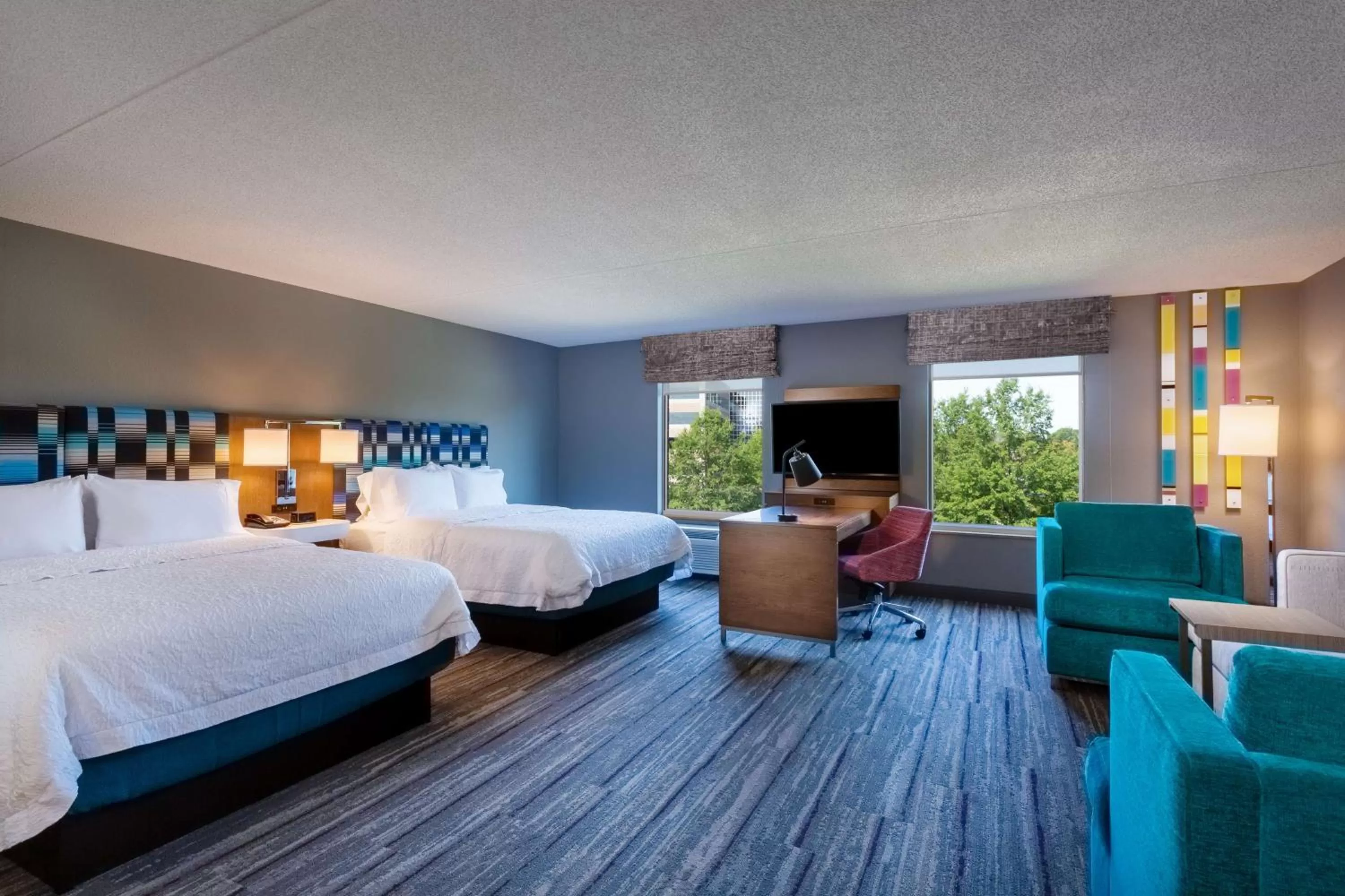 Bedroom, Bed in Hampton Inn & Suites Herndon-Reston
