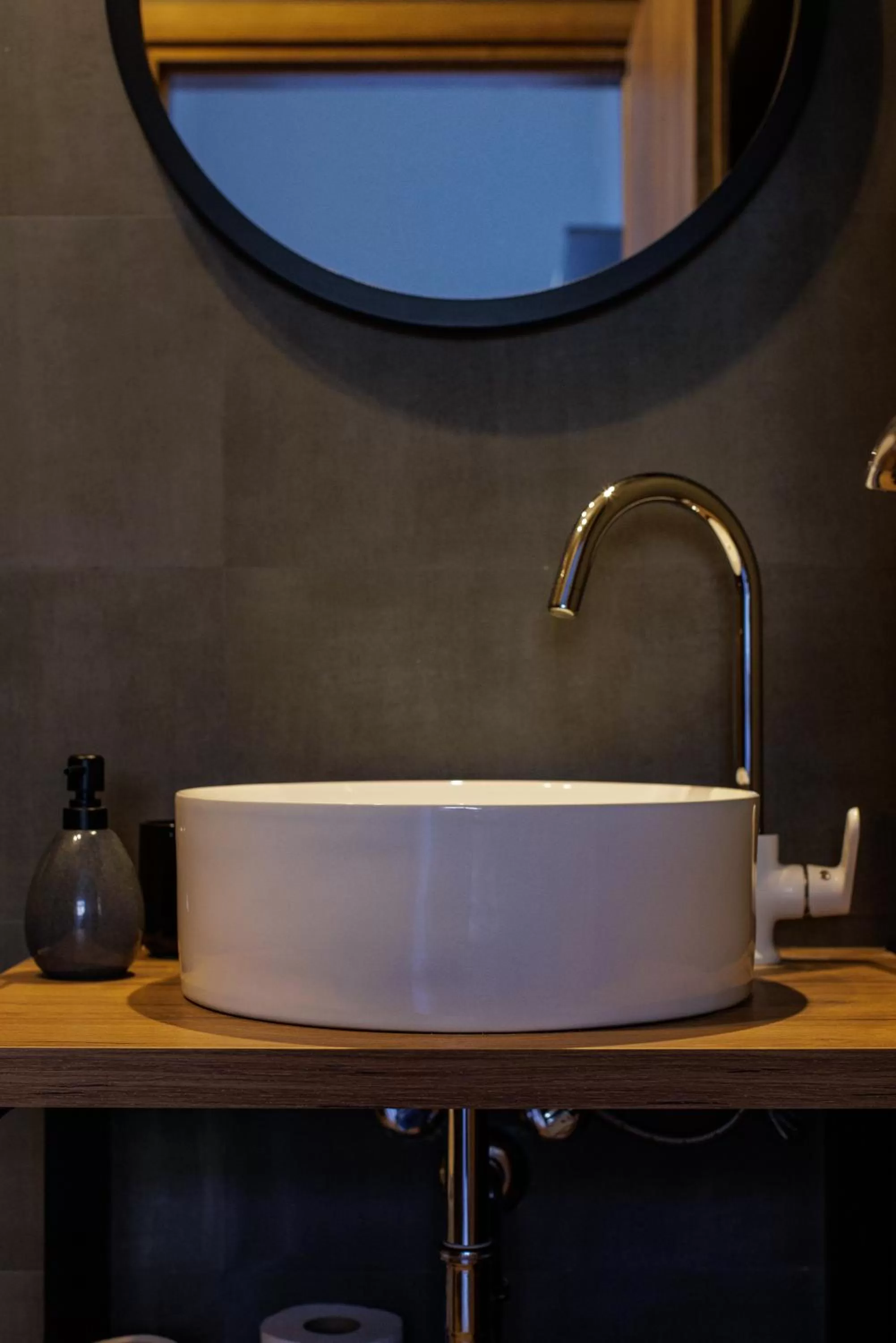 Bathroom in Rooms Lišnić