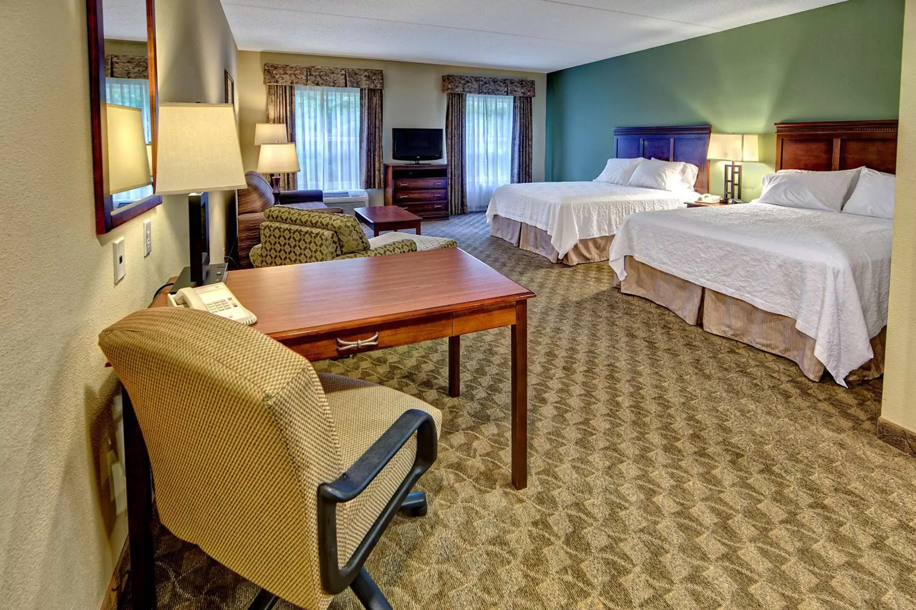 Bed in Hampton Inn & Suites Cashiers - Sapphire Valley