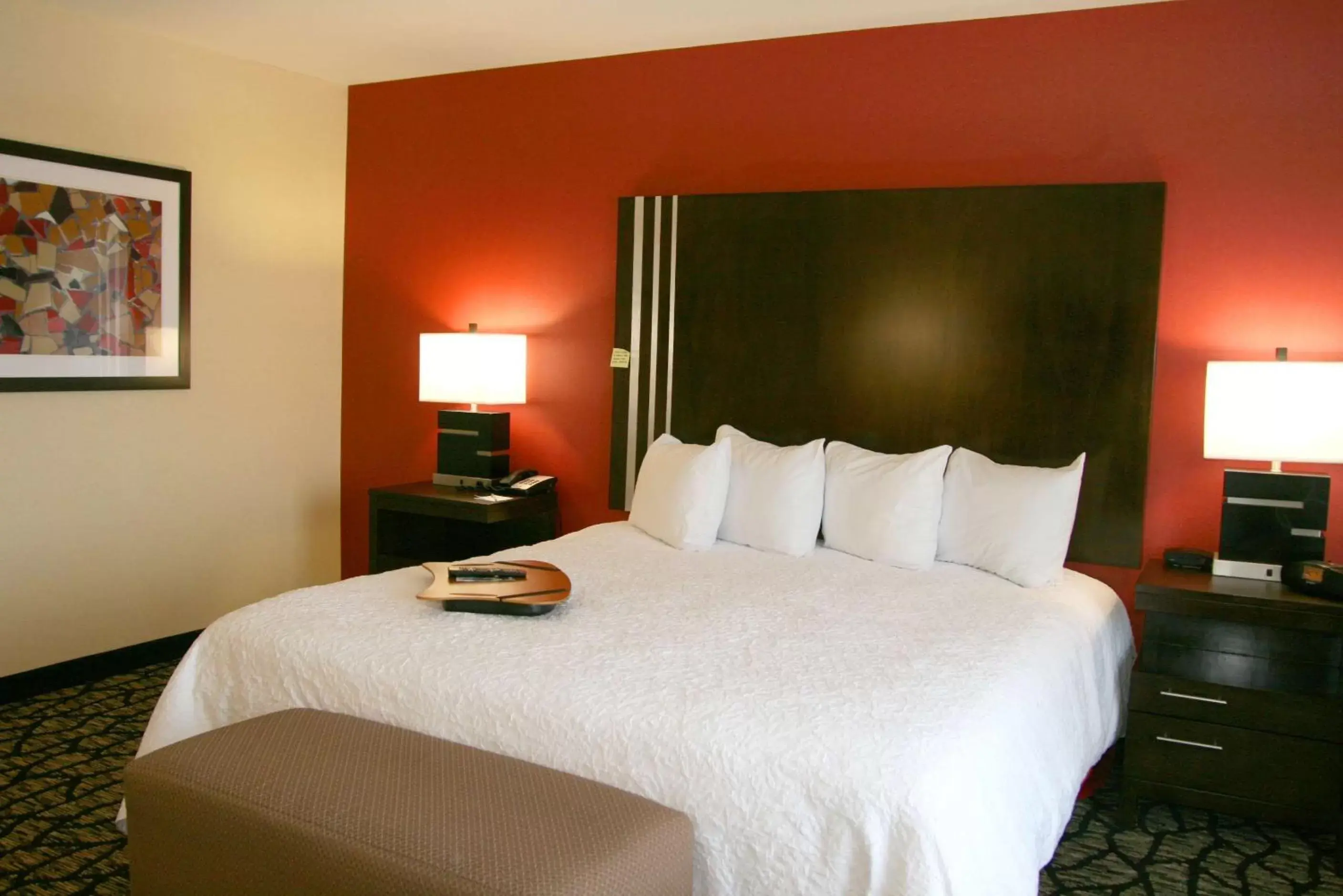 Bed in Hampton Inn & Suites Salt Lake City-University/Foothill Drive