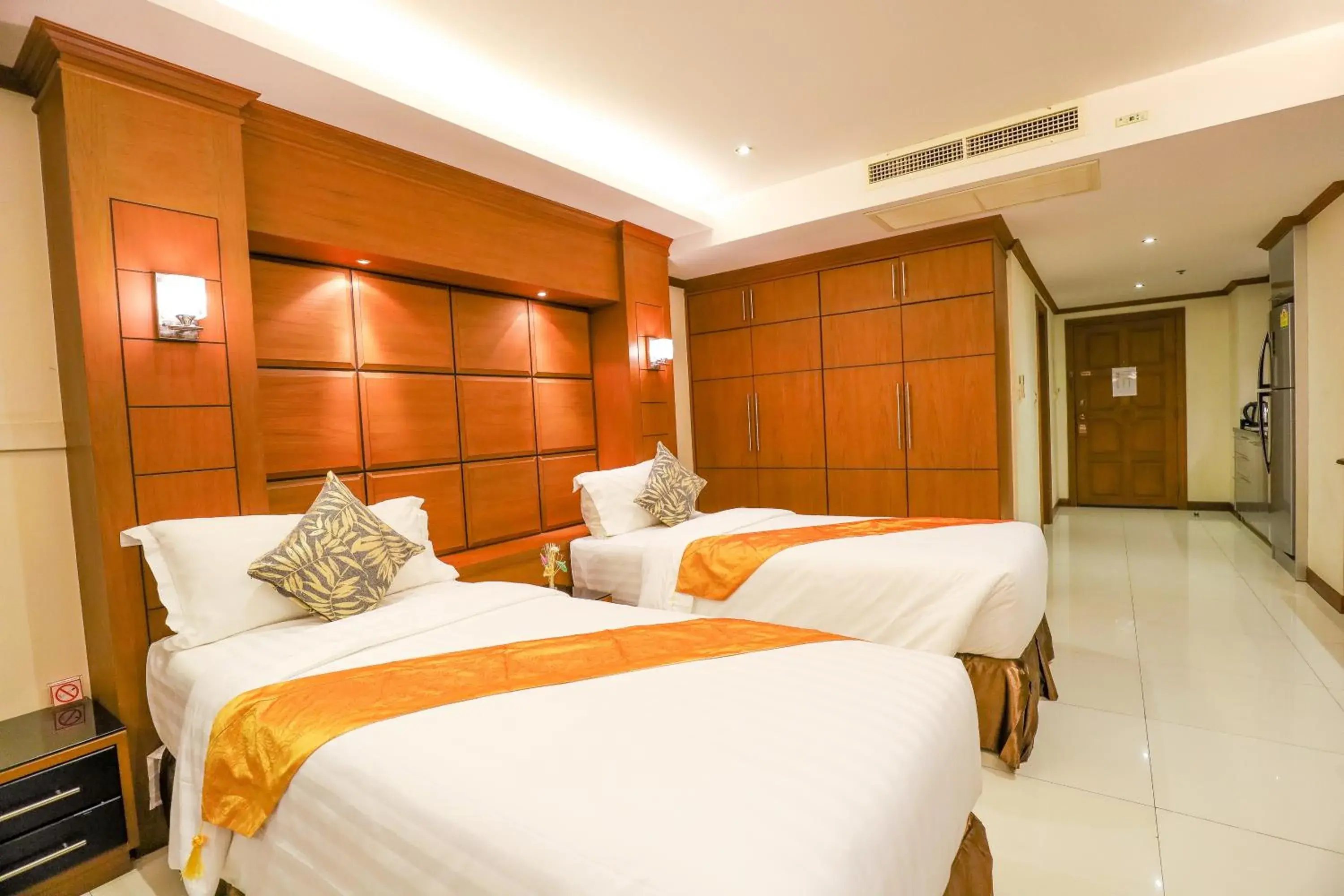 Bed in Tara Court Hotel