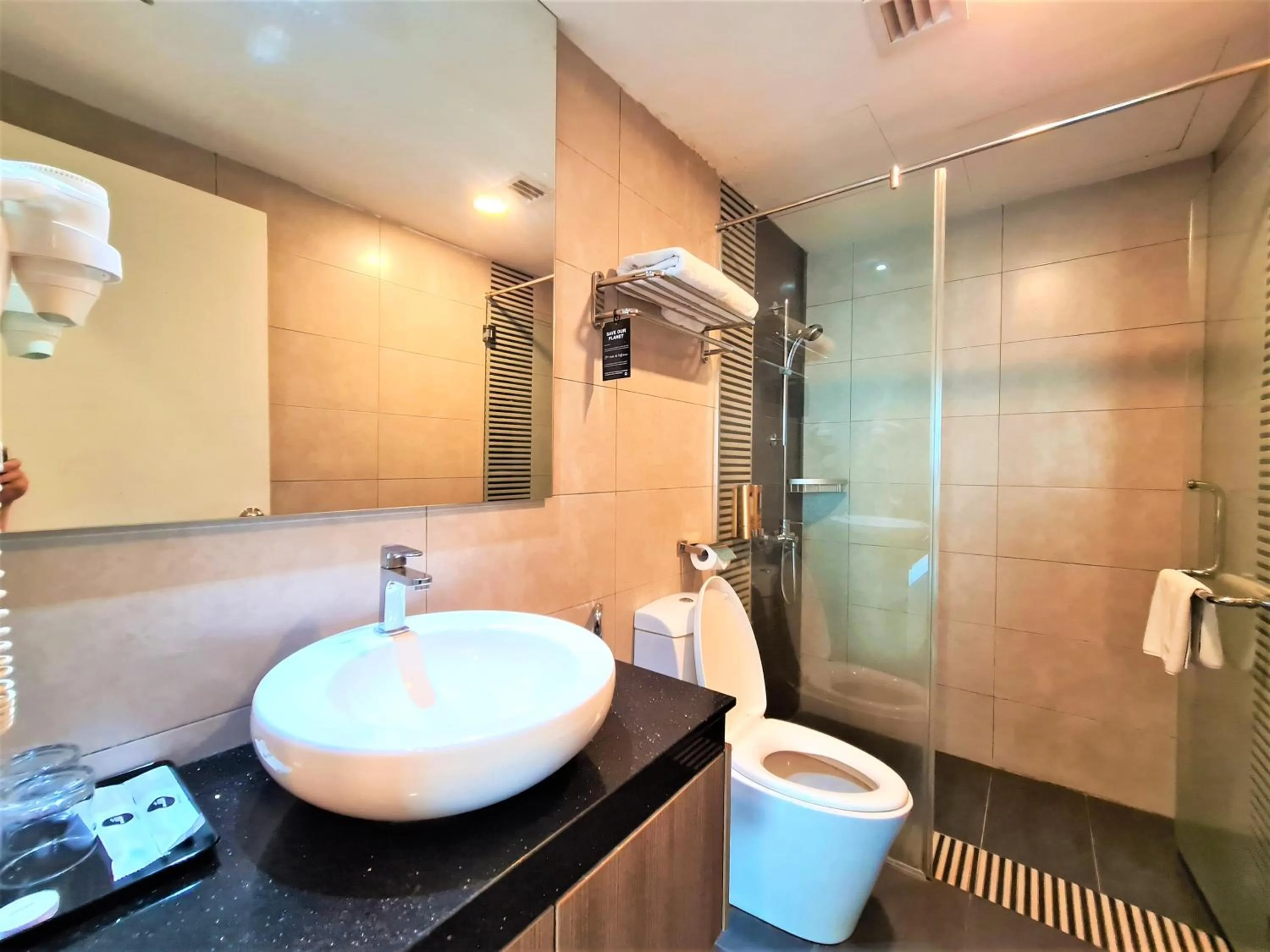 Bathroom in Nexus Regency Suites & Hotel