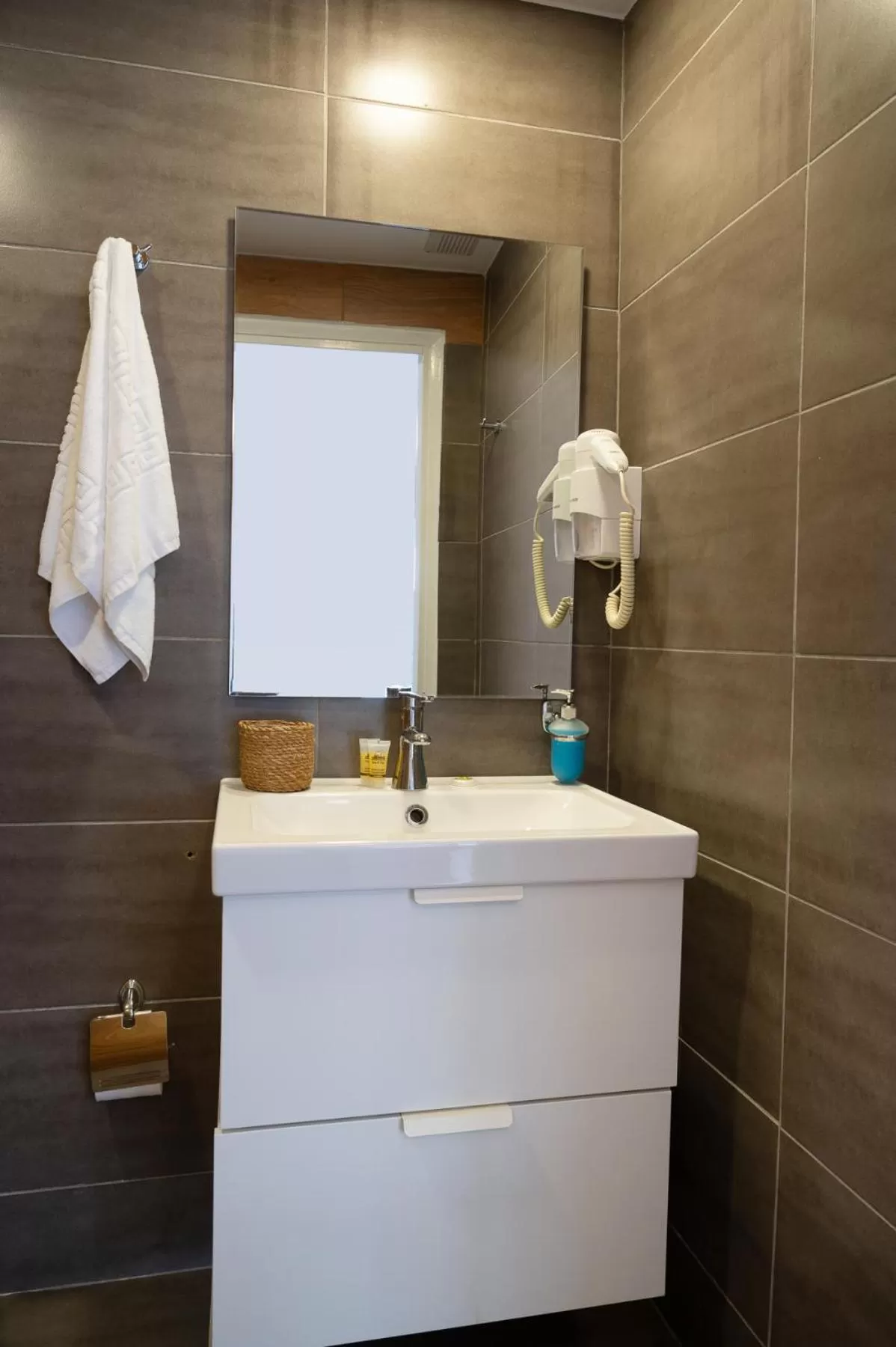 Toilet in HOTEL_TIER