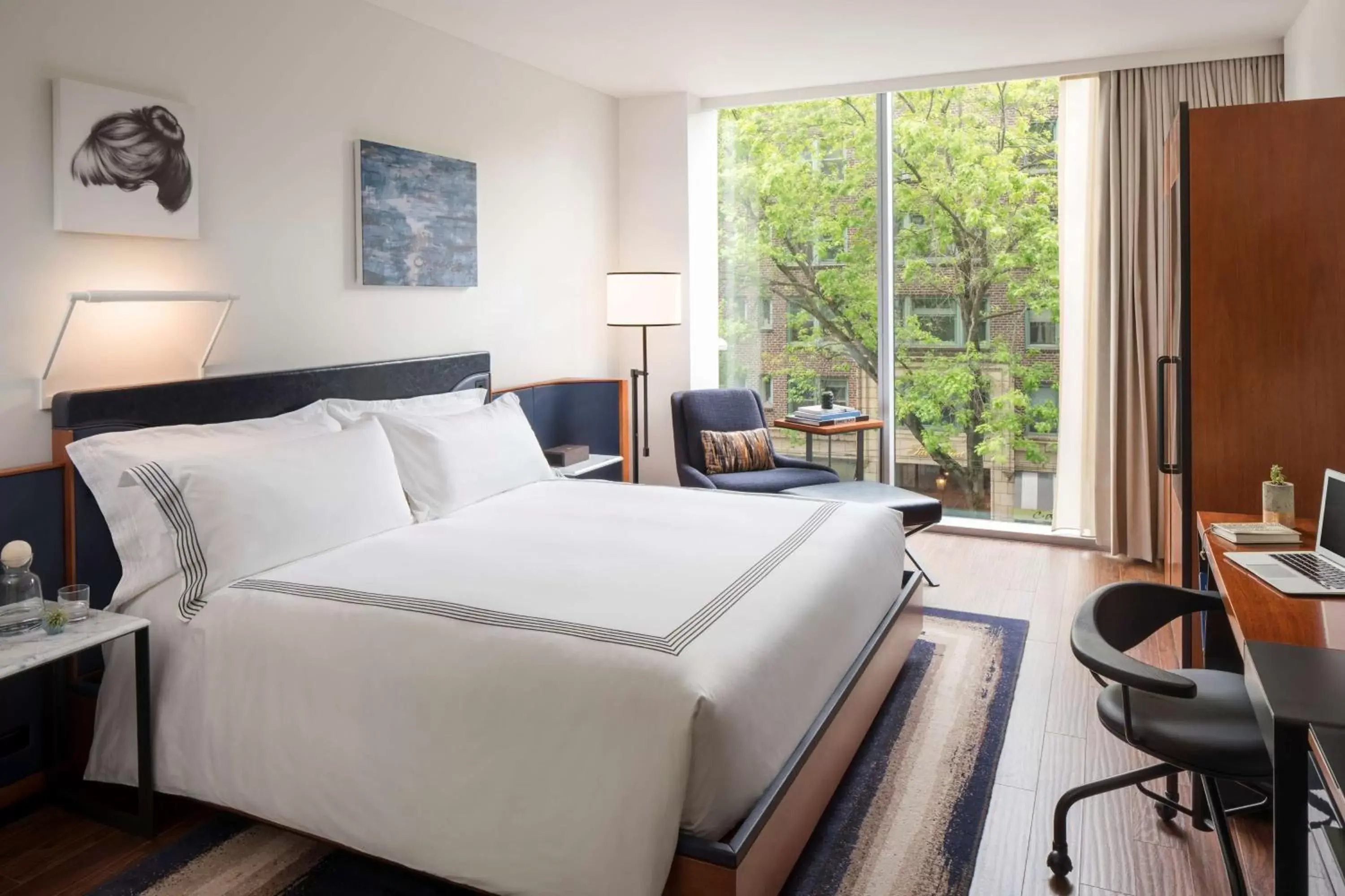 Photo of the whole room, Bed in Thompson Seattle, by Hyatt Photo of the whole room, Bed in Thompson Seattle, by Hyatt