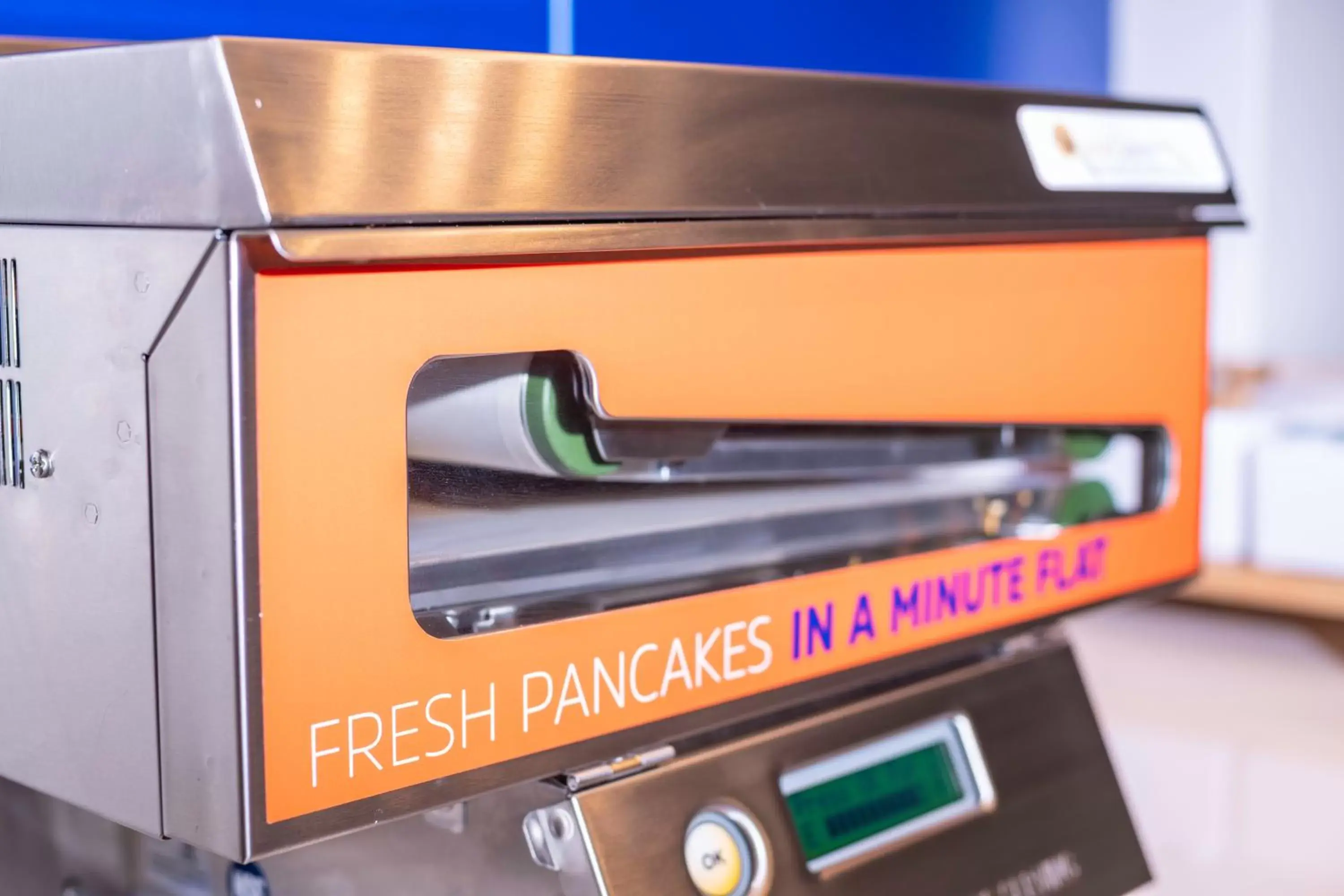 Breakfast, Kitchen/Kitchenette in Holiday Inn Express - Brevard, an IHG Hotel