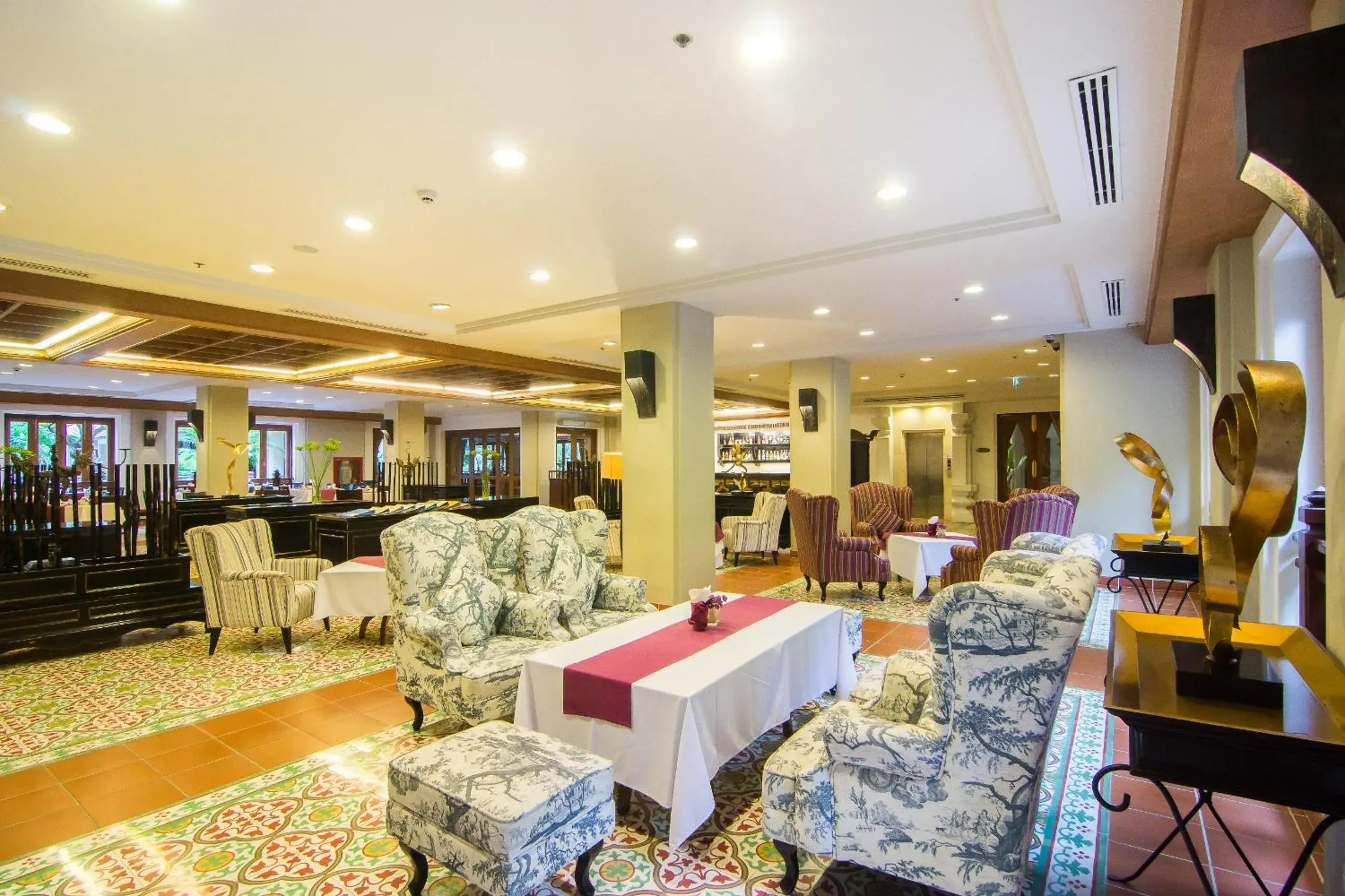 Lobby or reception, Restaurant/Places to Eat in Dor-Shada Resort By The Sea