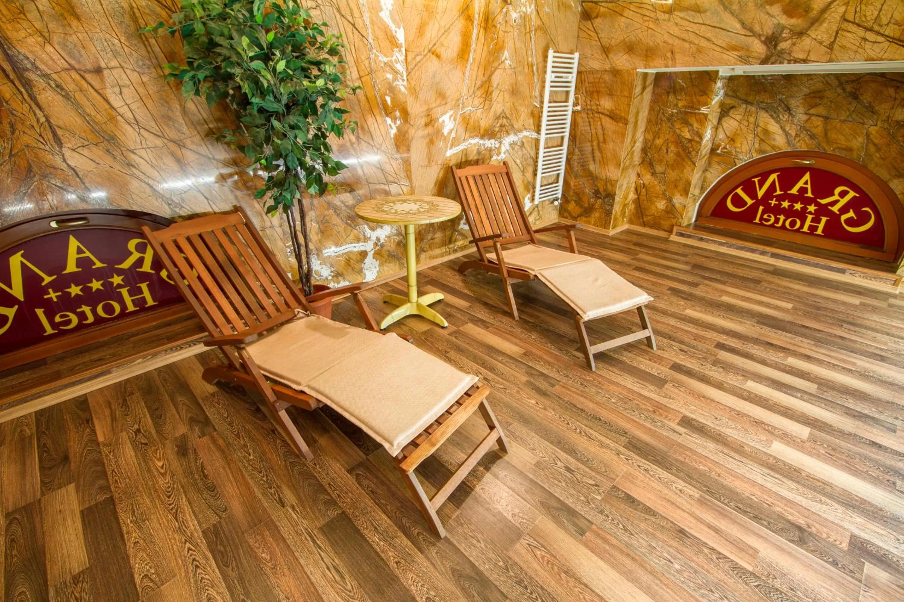 Spa and wellness centre/facilities in Hotel Grand