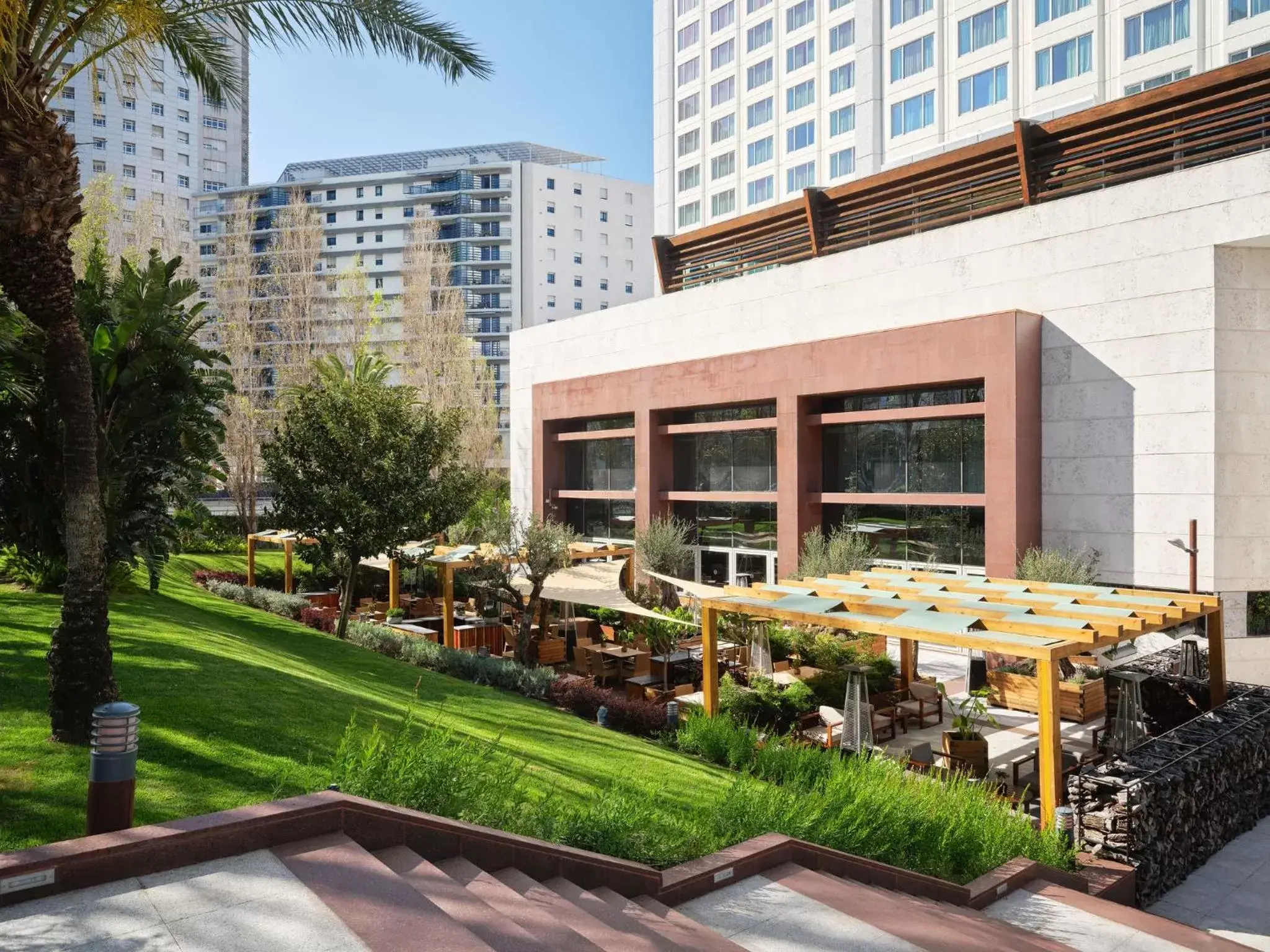 Restaurant/places to eat in Corinthia Lisbon Restaurant/places to eat in Corinthia Lisbon