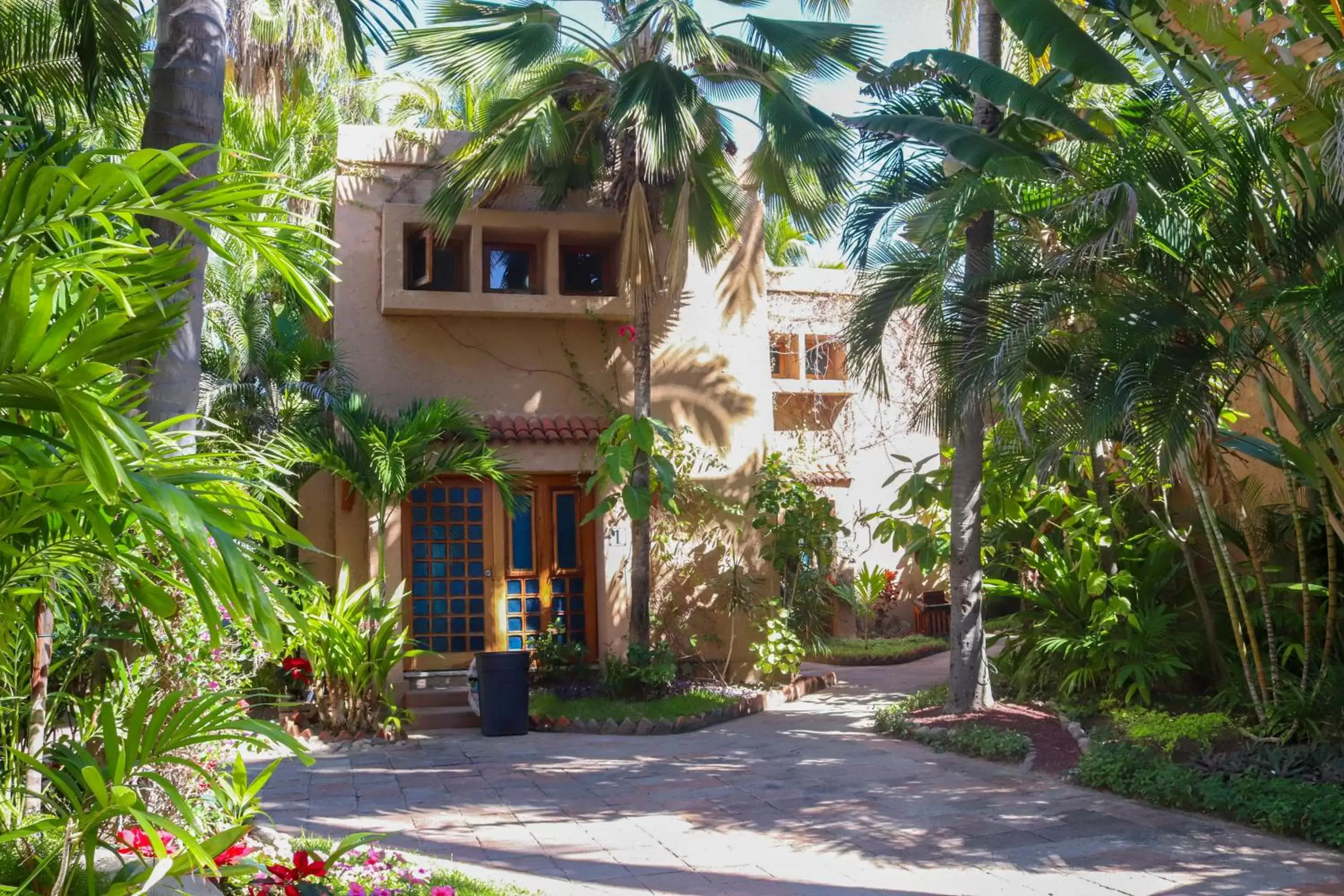 Property Building in Villas El Rancho Green Resort
