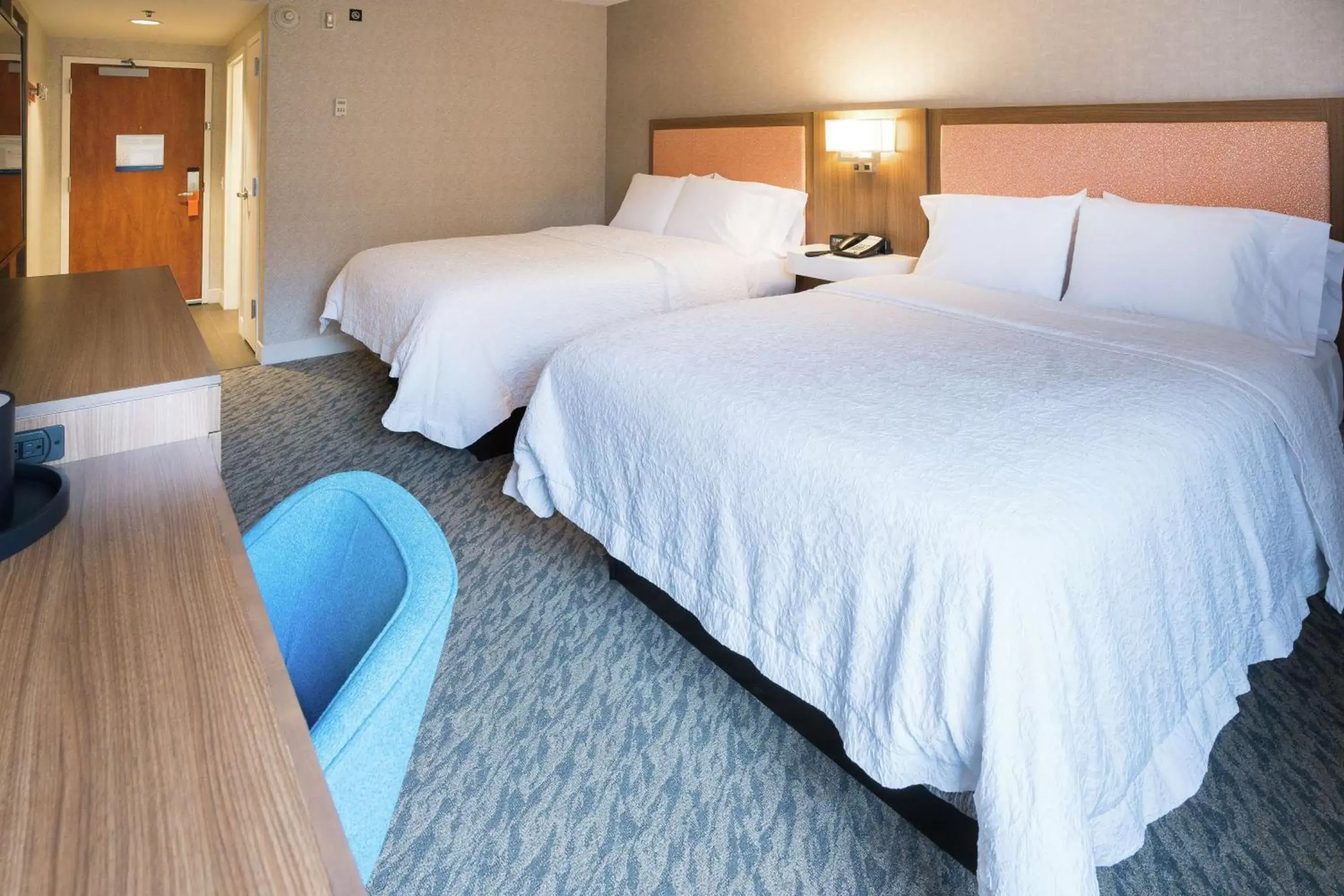 Photo of the whole room, Bed in Hampton Inn Clarks Summit Photo of the whole room, Bed in Hampton Inn Clarks Summit