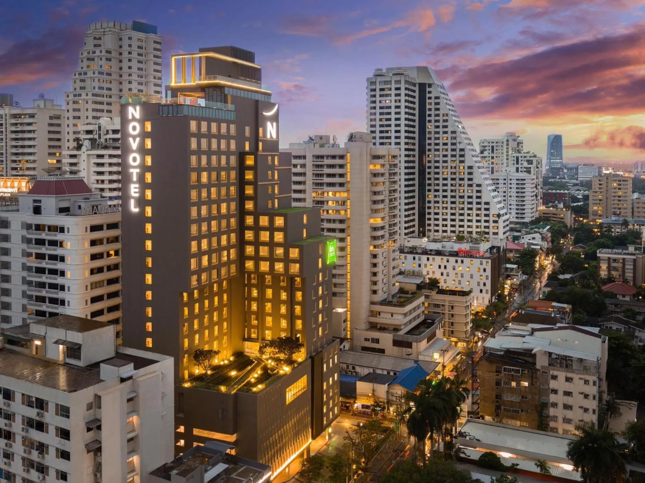 Property building in Novotel Bangkok Sukhumvit 4