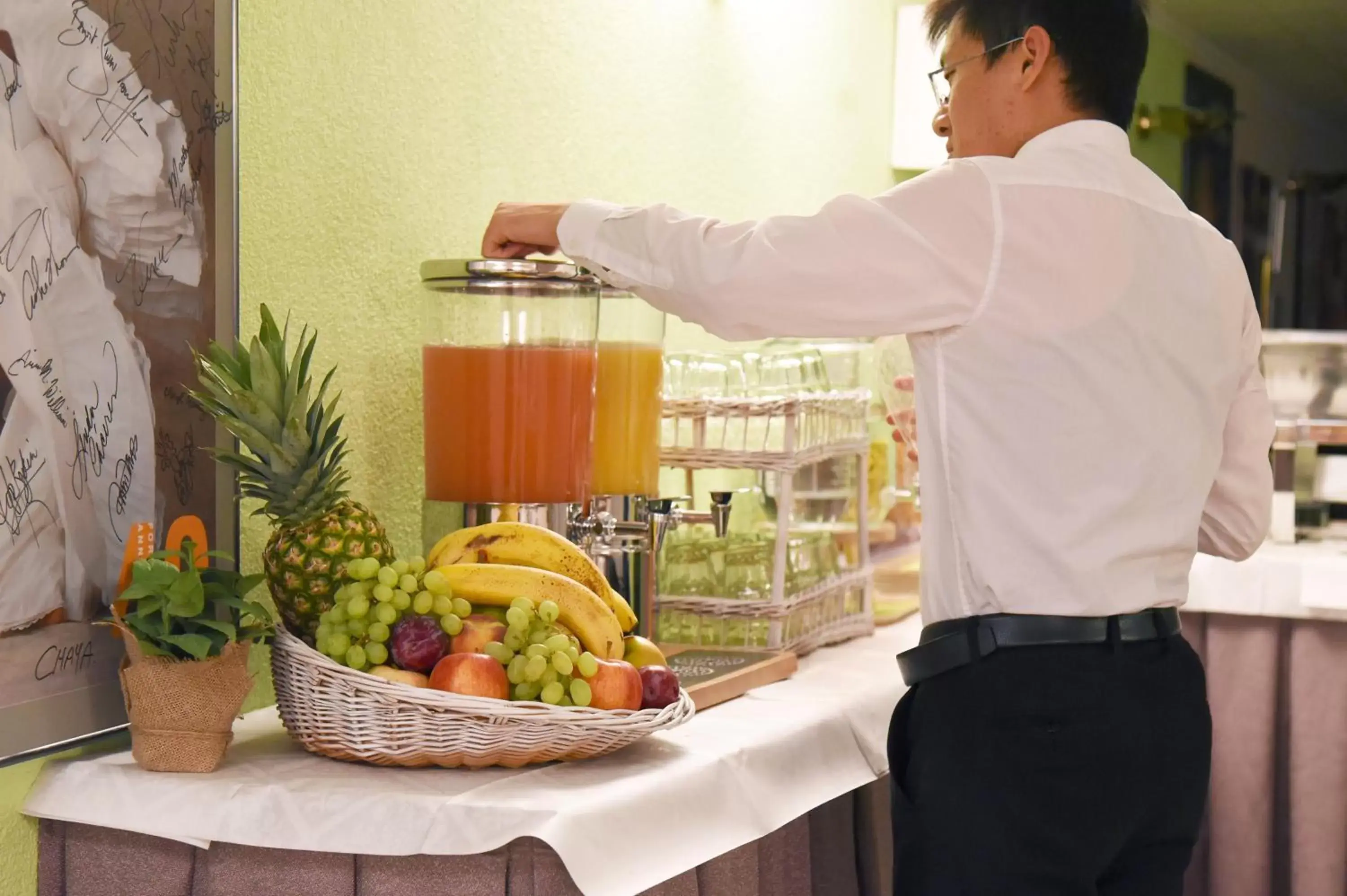 Buffet breakfast in Tulip Inn Beaulieu Lausanne Buffet breakfast in Tulip Inn Beaulieu Lausanne