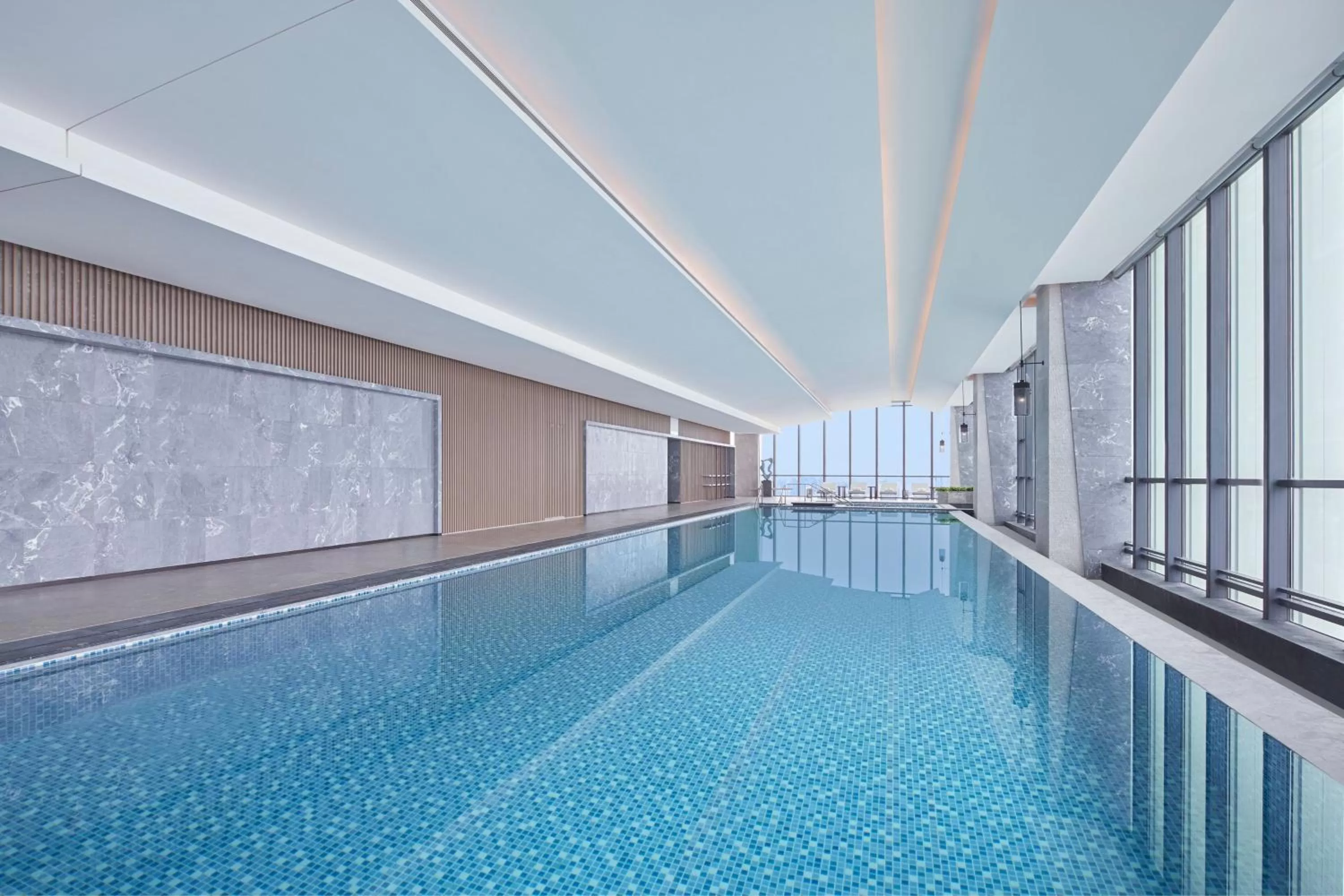 Swimming pool in Jinhua Marriott Hotel