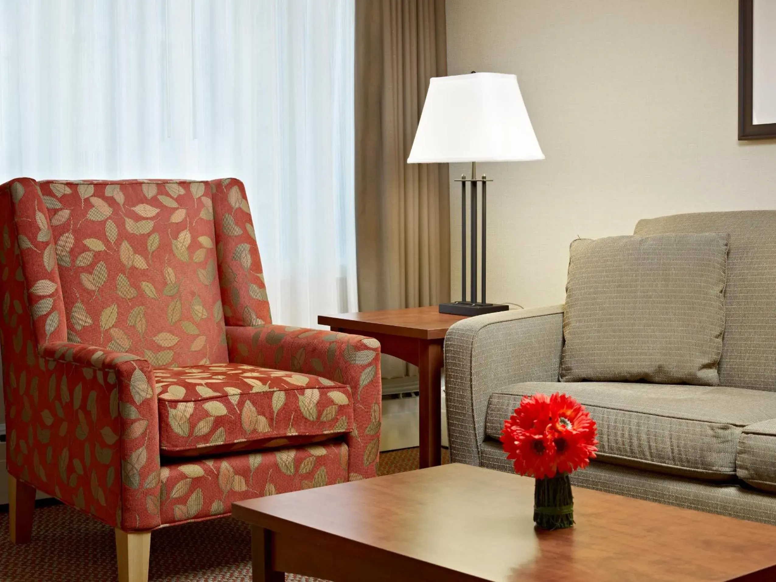 Seating Area in Charlottetown Inn & Conference Centre