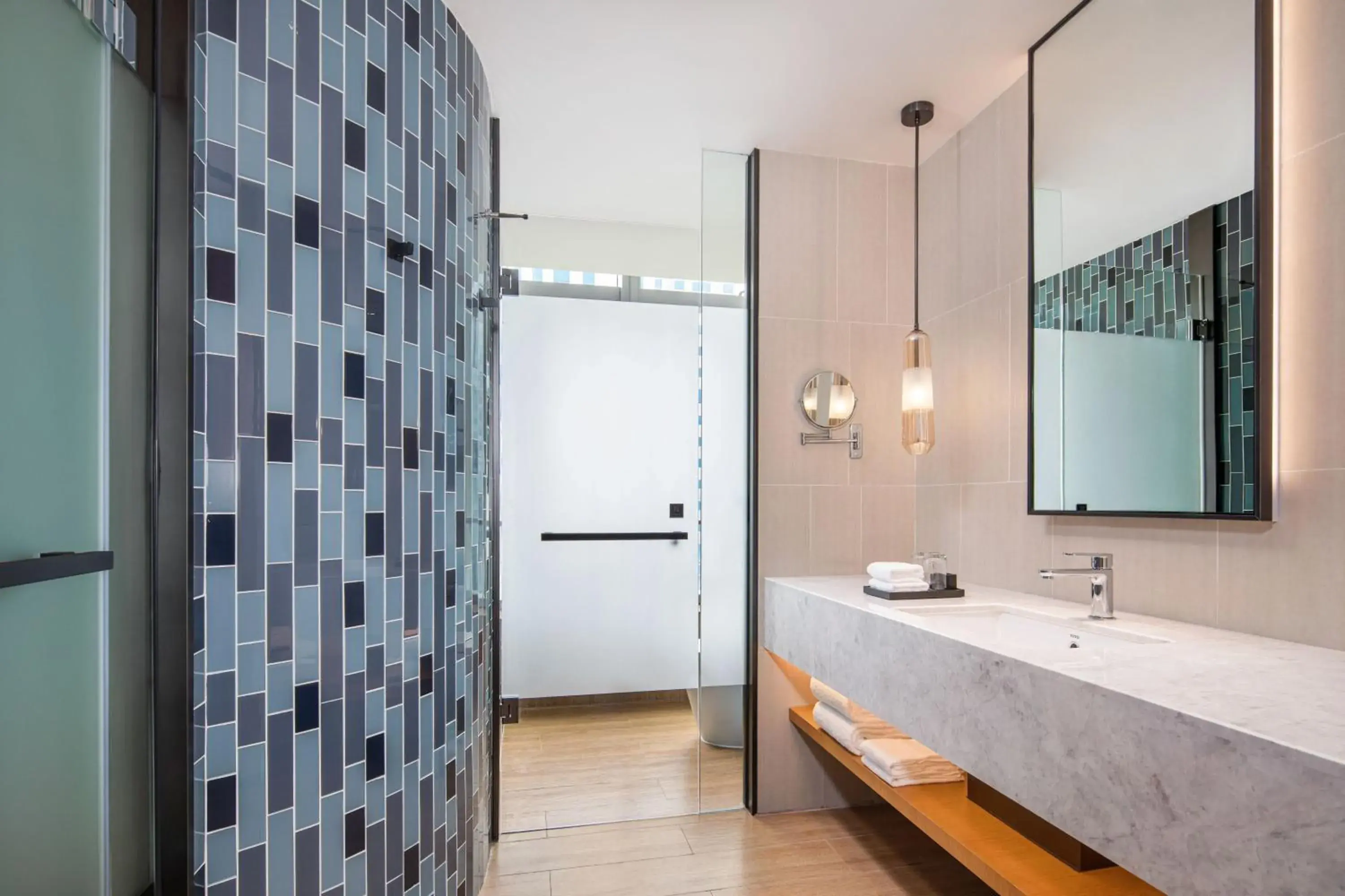 Photo of the whole room, Bathroom in Fairfield by Marriott Foshan Nanhai