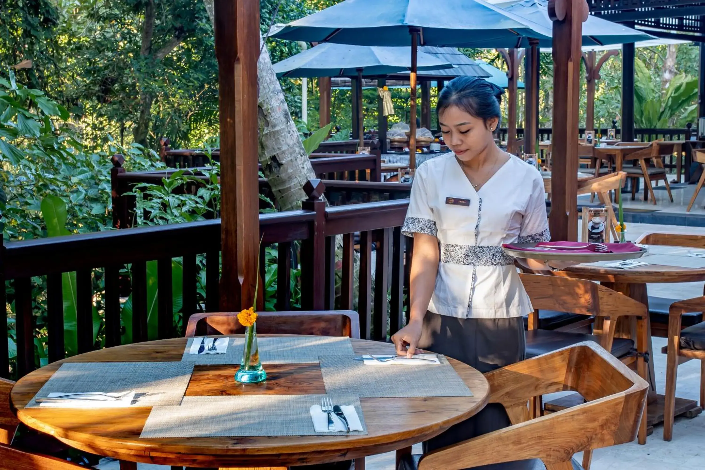 Restaurant/Places to Eat in The Lokha Ubud Resort Villas and Spa