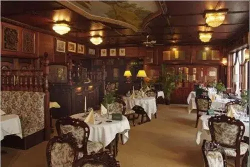 Restaurant/Places to Eat in Durrant House Hotel